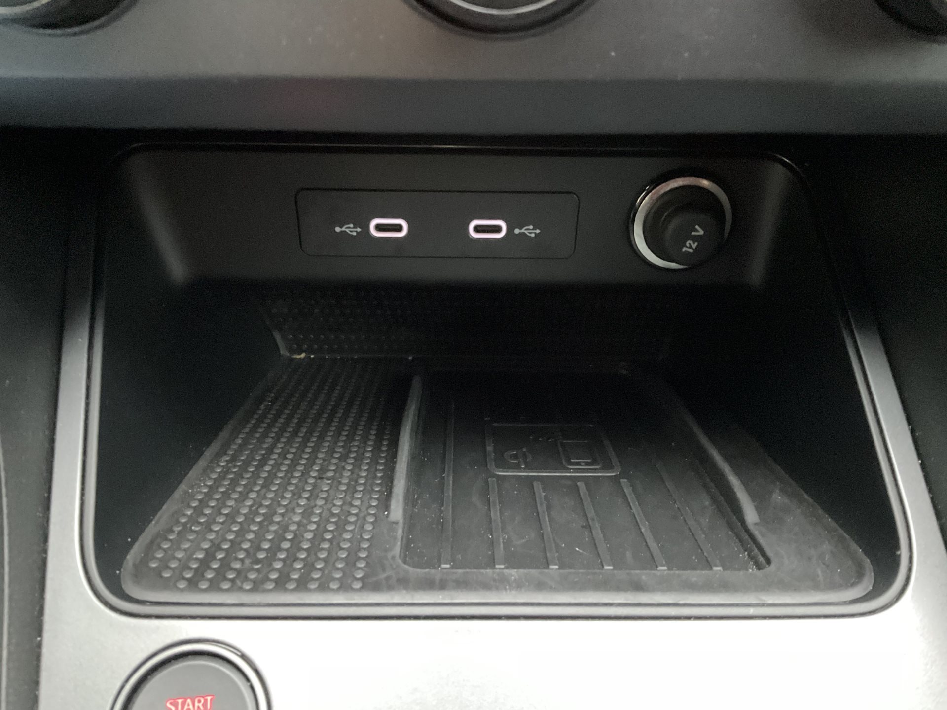 CUPRA Ateca 1.5 TSI *** ANHÄNGERKUPPLUNG & PANORAMADACH ***-image-31