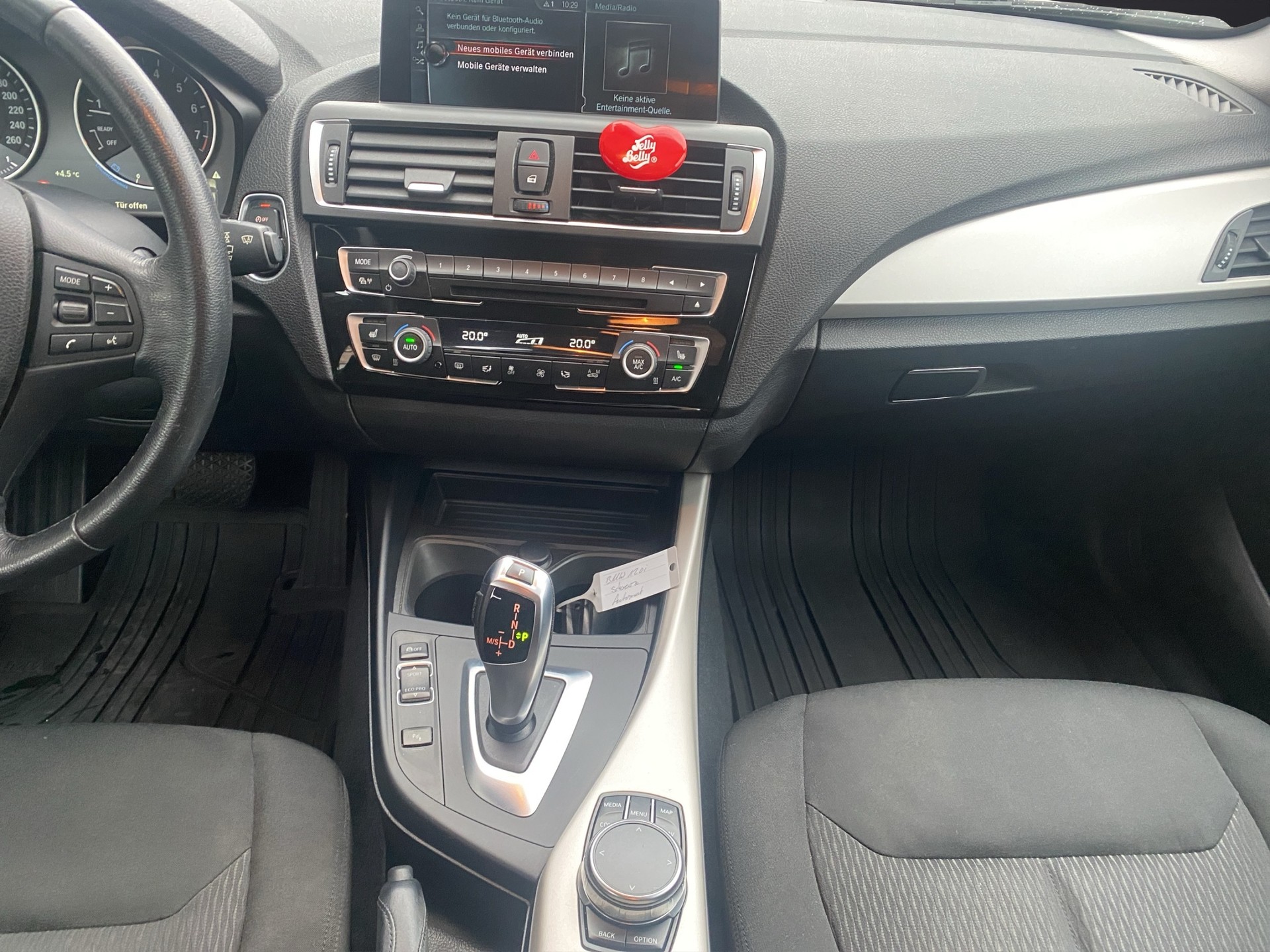 BMW 120i Sport Line Steptronic-image-13