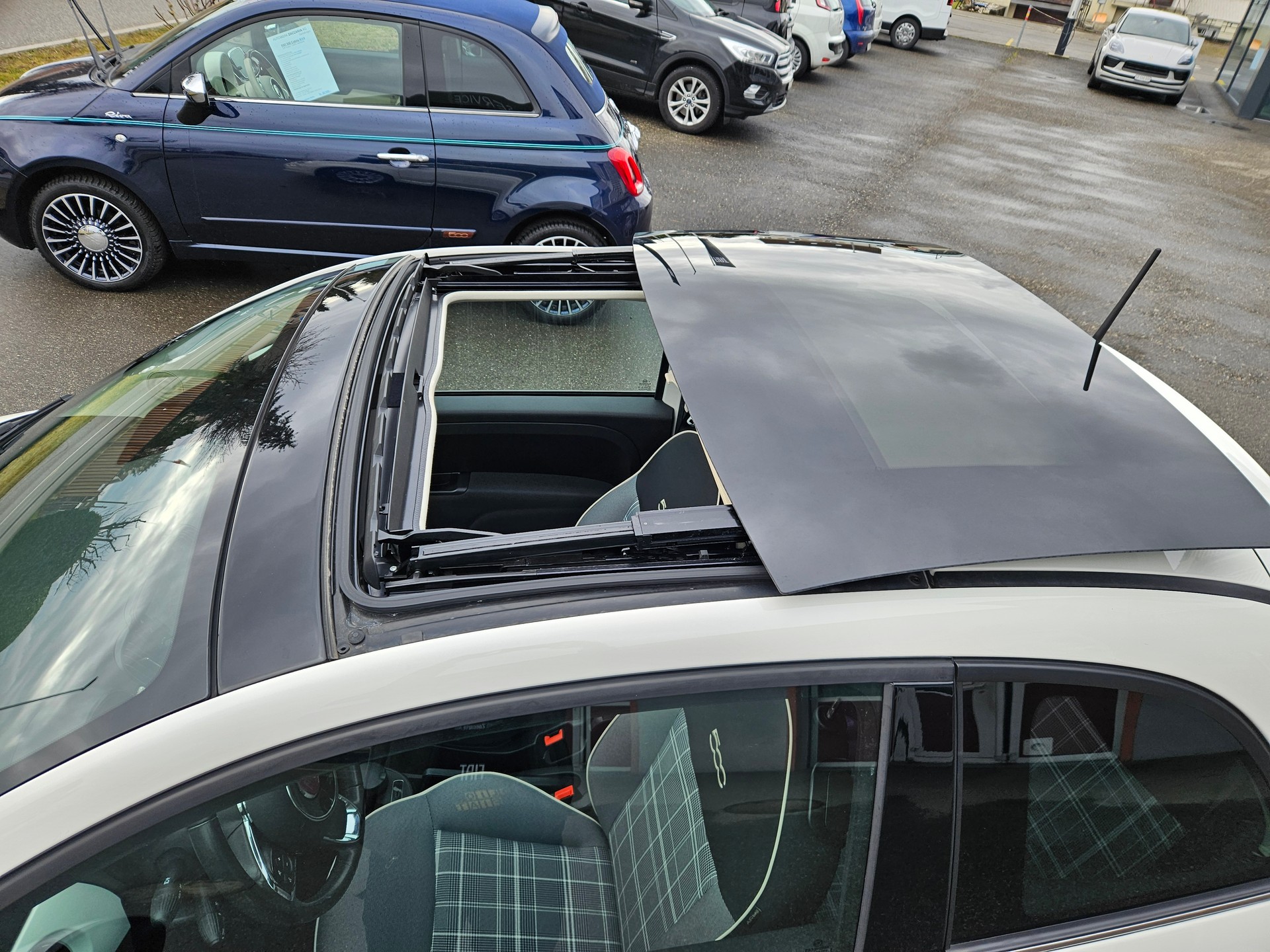 FIAT 500 1.2 Lounge Dualogic-image-9