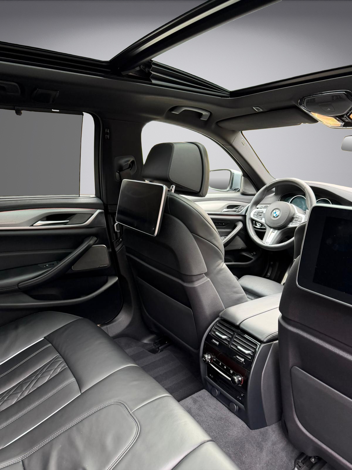 BMW 540i xDrive Touring Steptronic M Paket-image-11