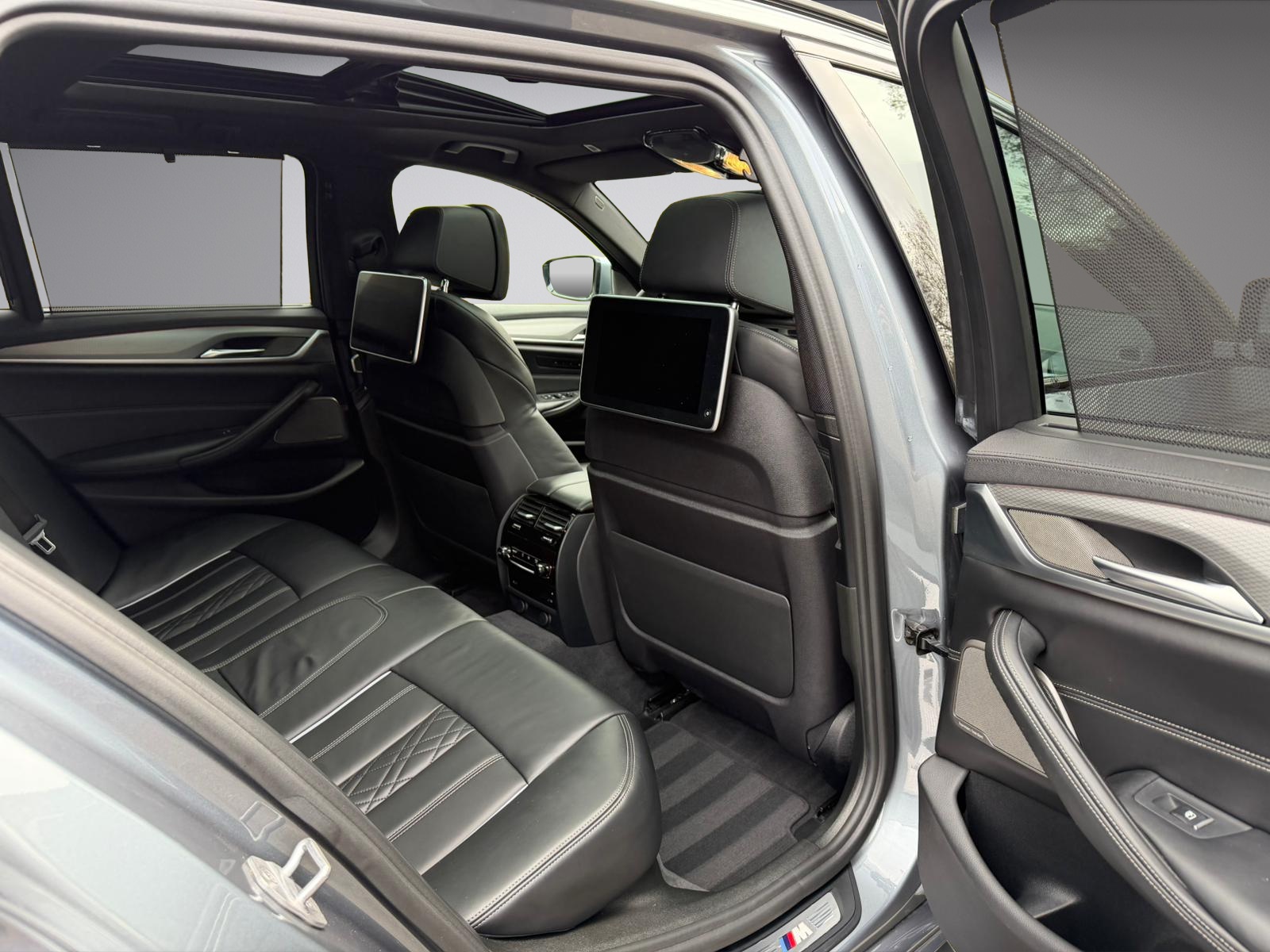 BMW 540i xDrive Touring Steptronic M Paket-image-10