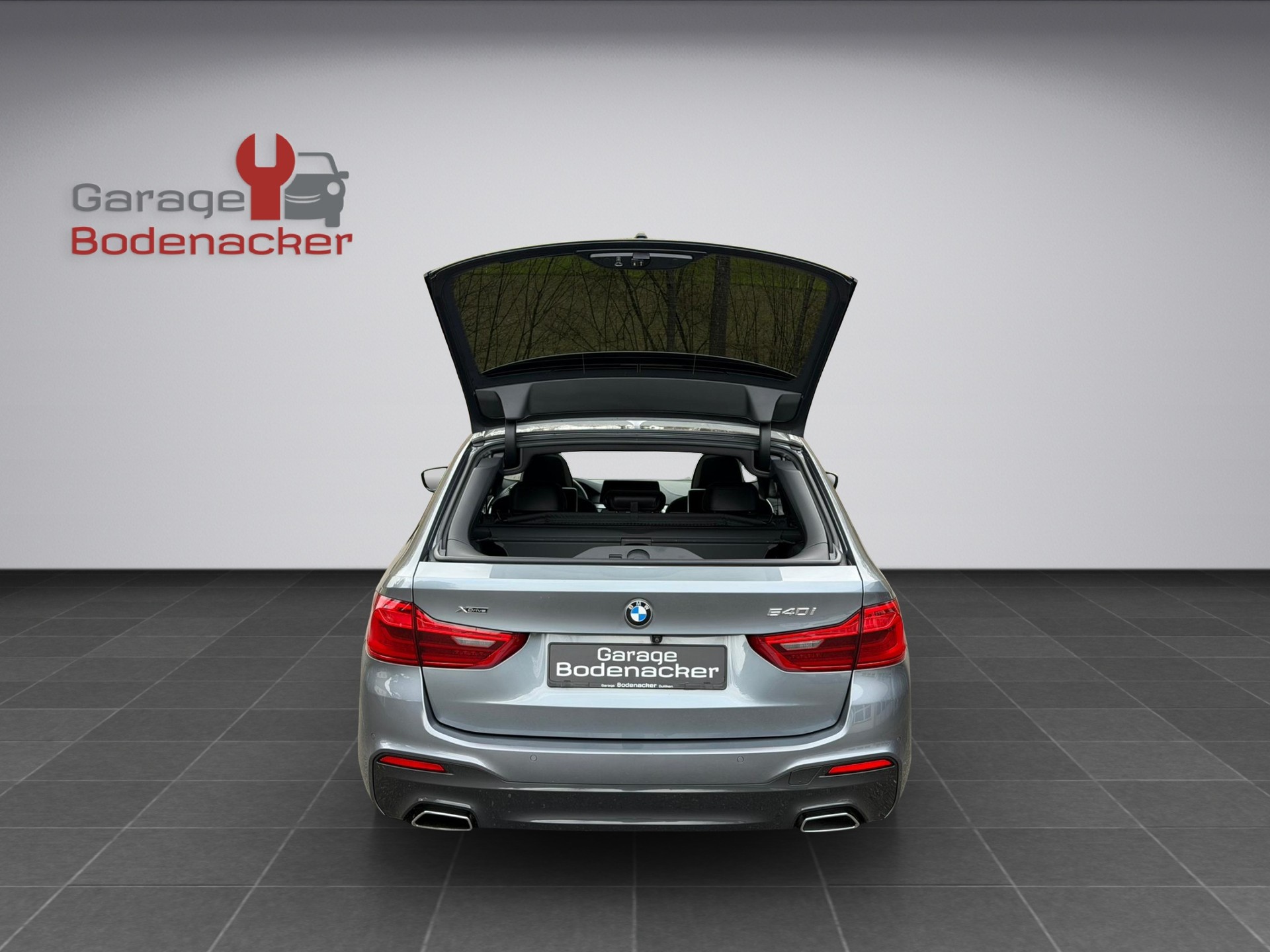 BMW 540i xDrive Touring Steptronic M Paket-image-17