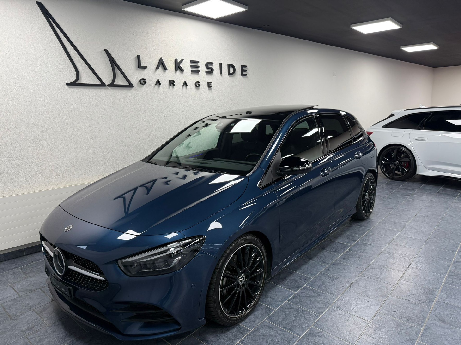 MERCEDES-BENZ B 200 4Matic AMG Line