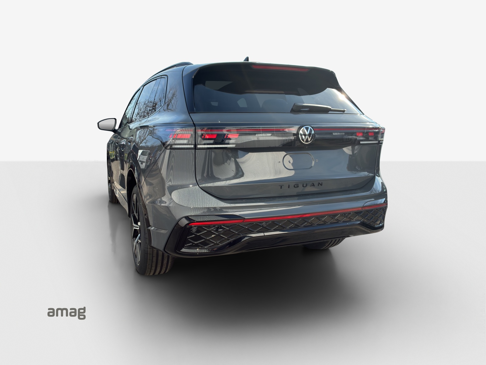VW Tiguan 2.0 TSI United DSG 4Motion-showroom-element-2