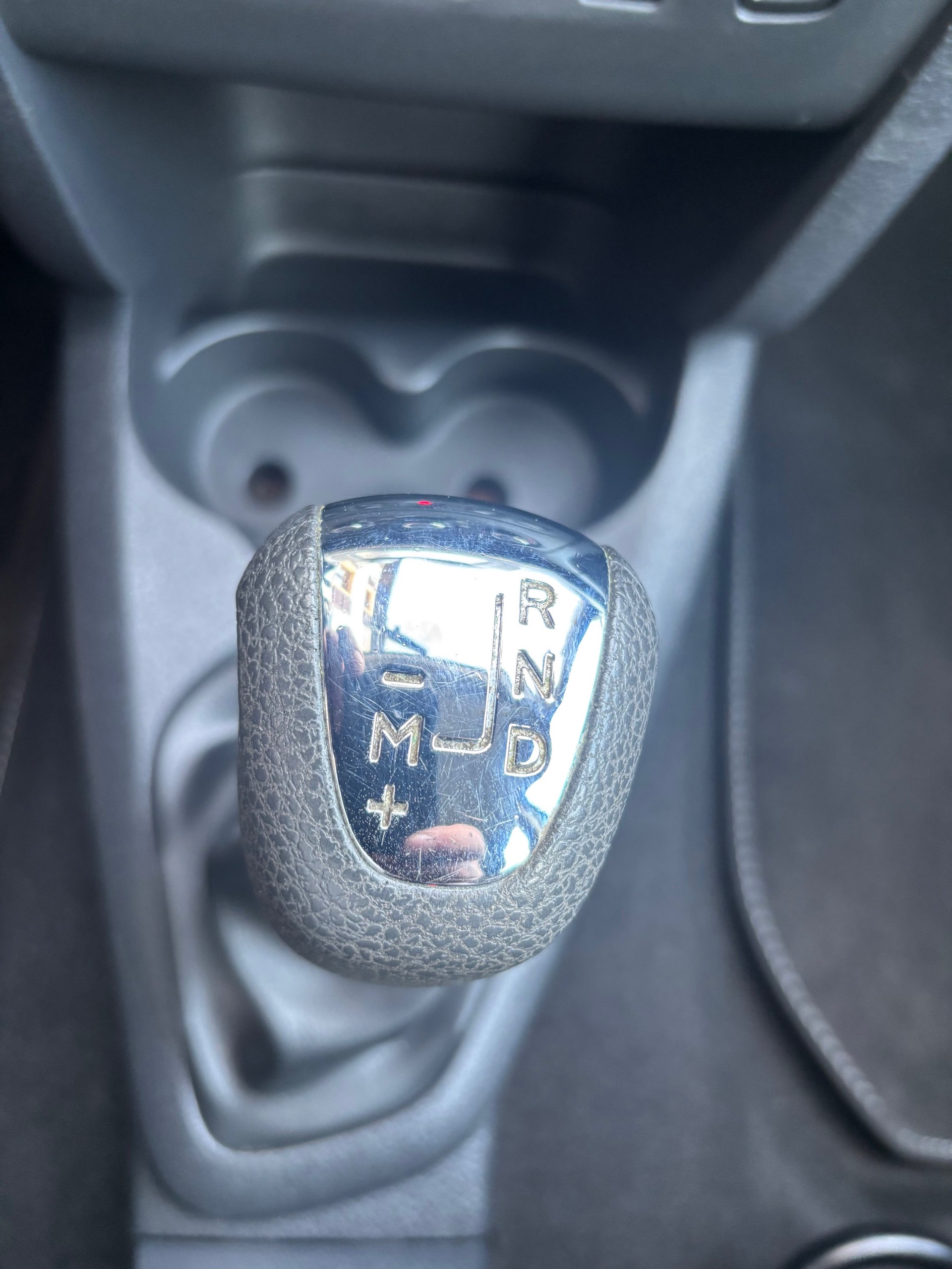 DACIA Sandero Tce 90 Ambiance Automatic-image-5