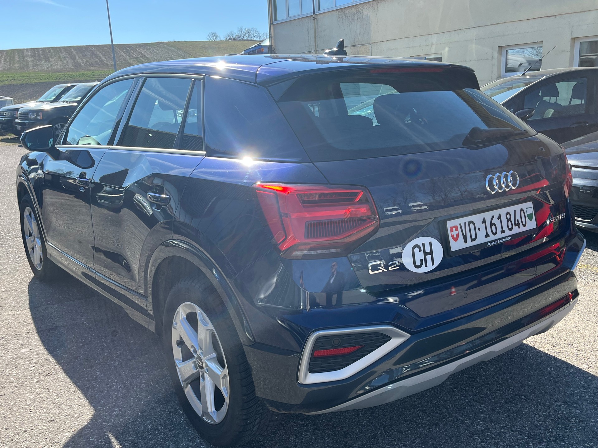 AUDI Q2 35 TFSI advanced S-tronic-image-4