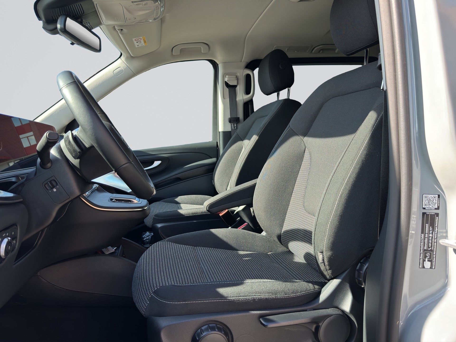 MERCEDES-BENZ V220d 9G Tronic 7Pl. Kompakt-image-5