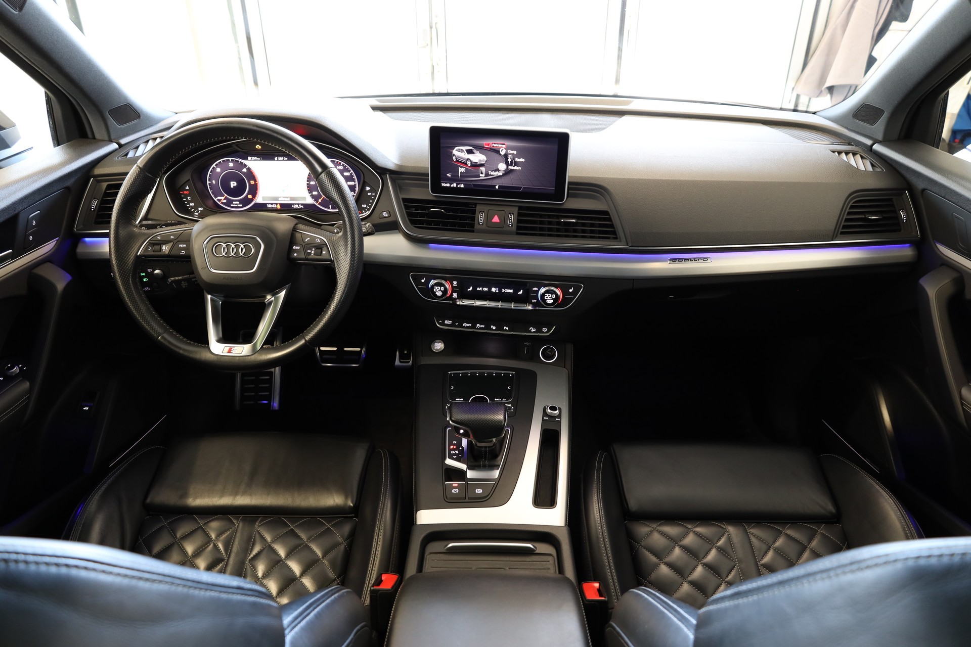 AUDI Q5 3.0 TDI sport quattro tiptronic-image-8