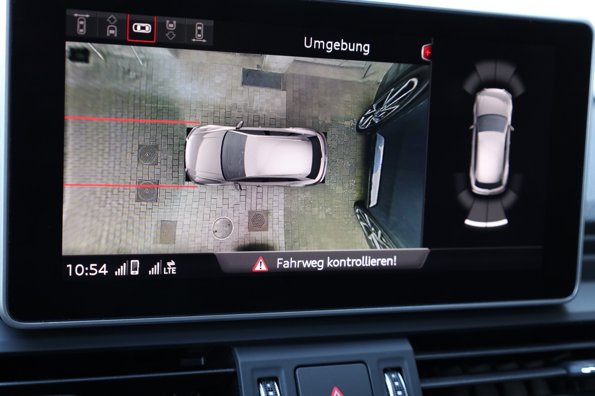 AUDI Q5 3.0 TDI sport quattro tiptronic-image-21