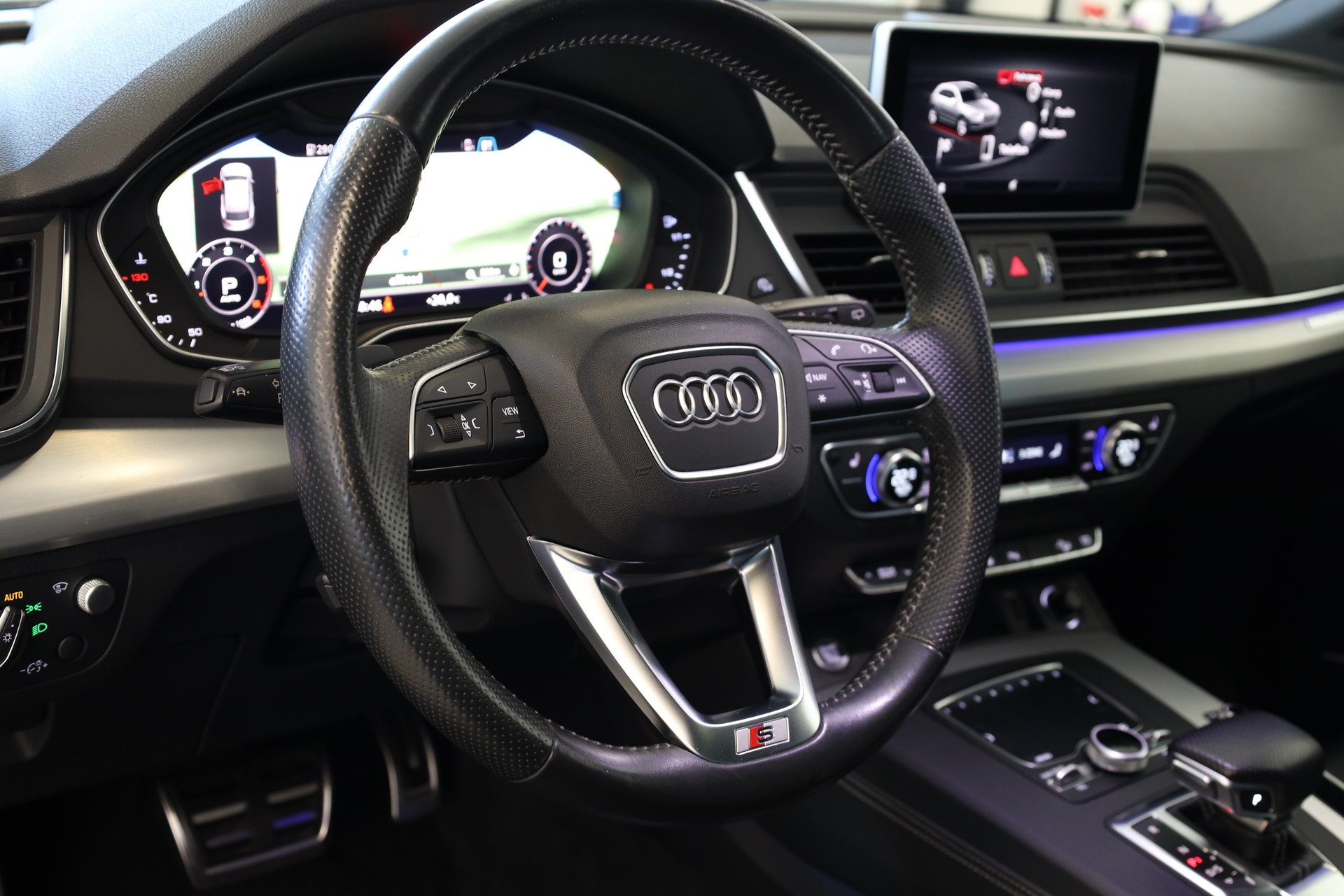 AUDI Q5 3.0 TDI sport quattro tiptronic-image-12