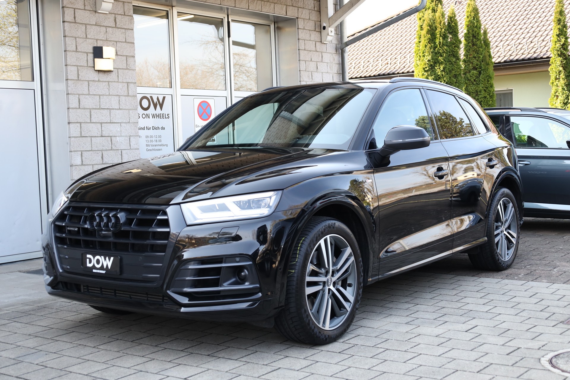 AUDI Q5 3.0 TDI sport quattro tiptronic-showroom-element-2