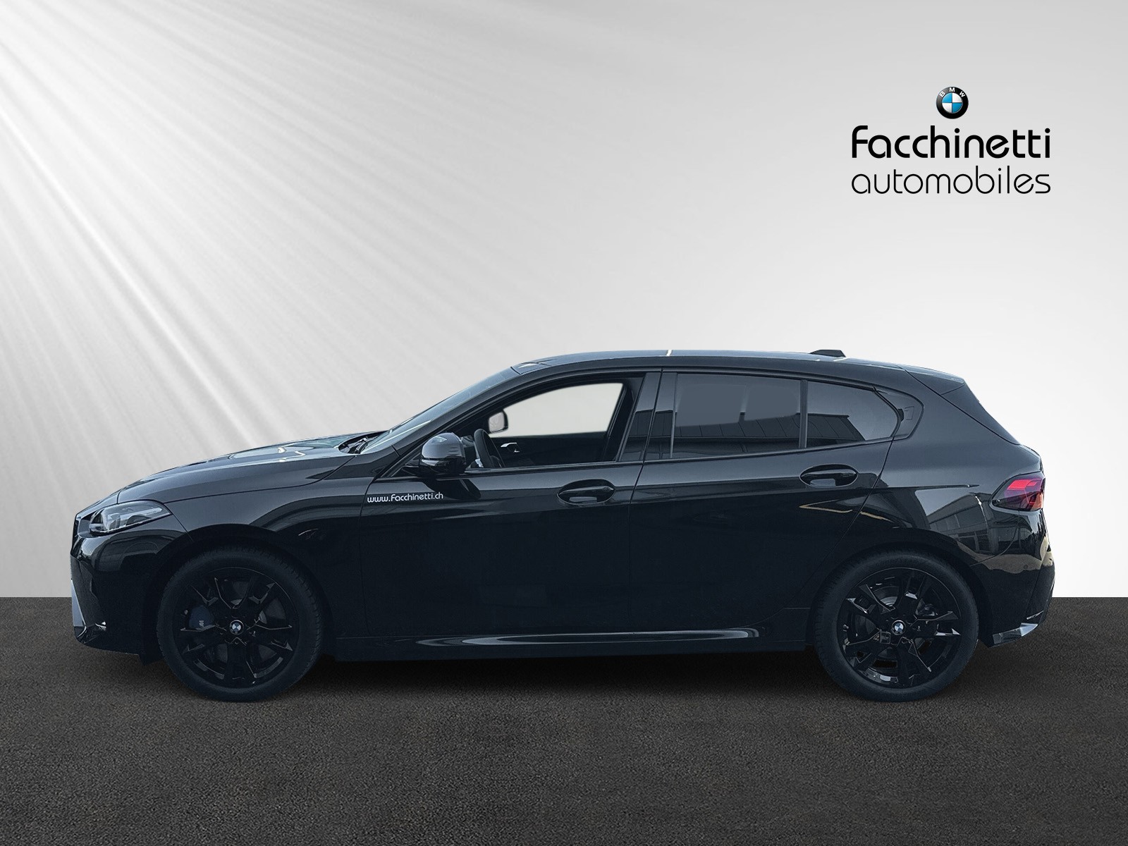 BMW 120 M Sport Steptronic-showroom-element-1