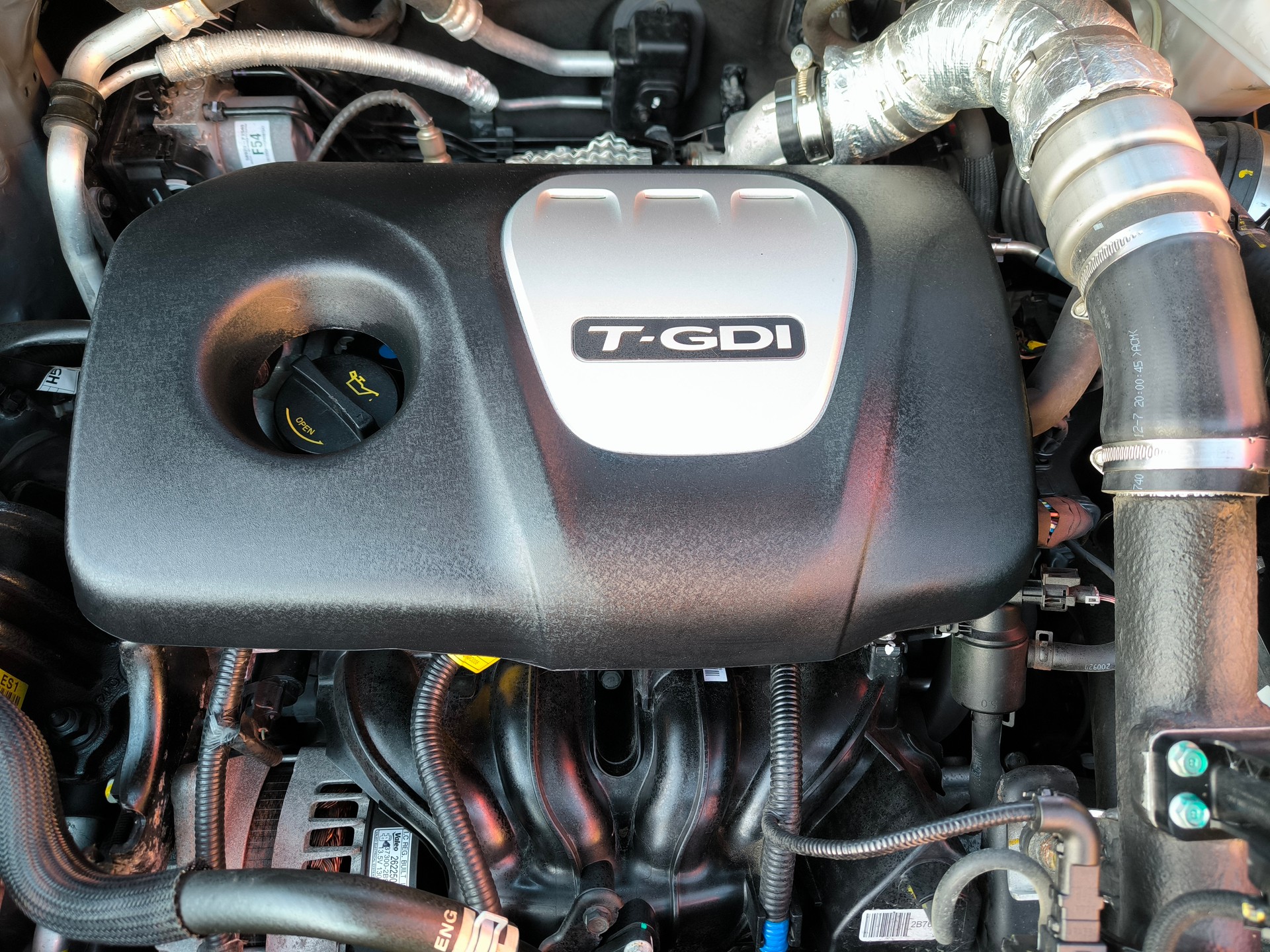 KIA Sportage 1.6 T-GDi Black Edition 4WD Automat-image-3