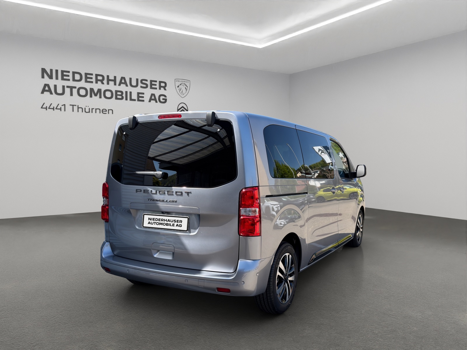 PEUGEOT Traveller Standard 2.2 BlueHDi Family Ed.-showroom-element-2