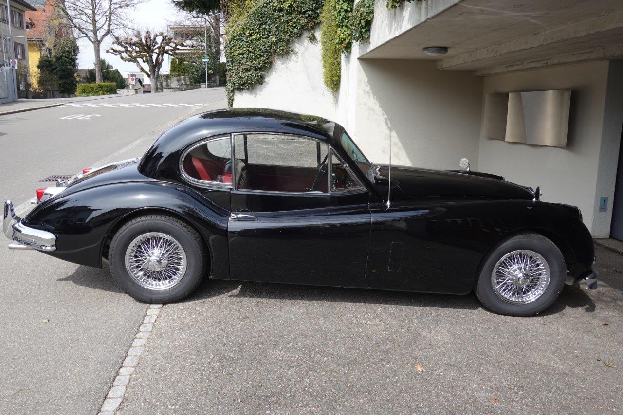 JAGUAR Coupé-image-2