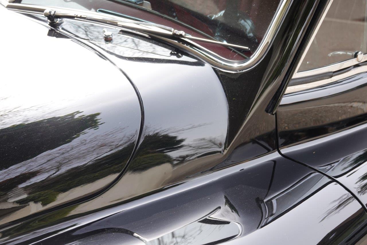 JAGUAR Coupé-image-5