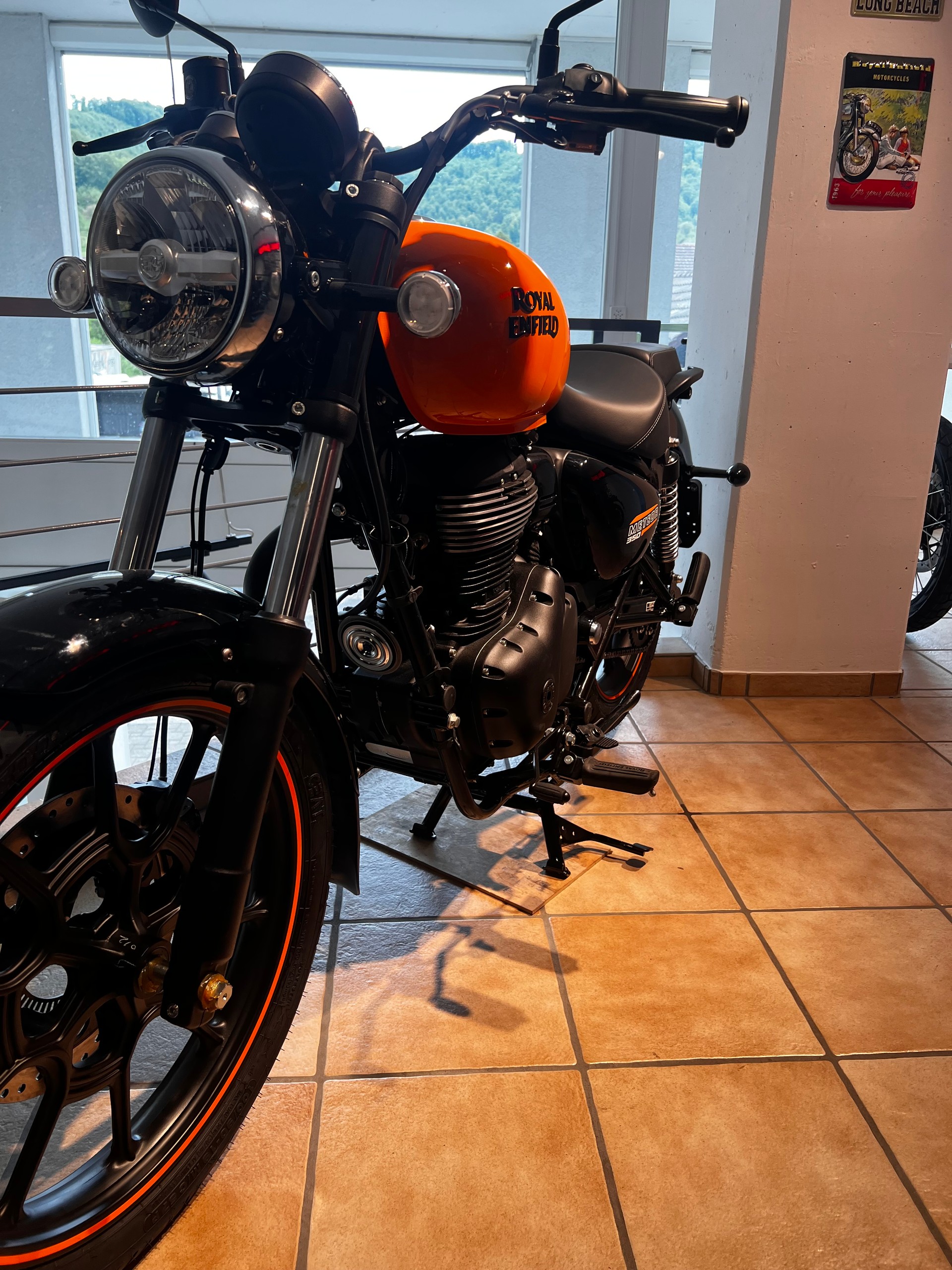 ROYAL ENFIELD Meteor Fireball-image-1