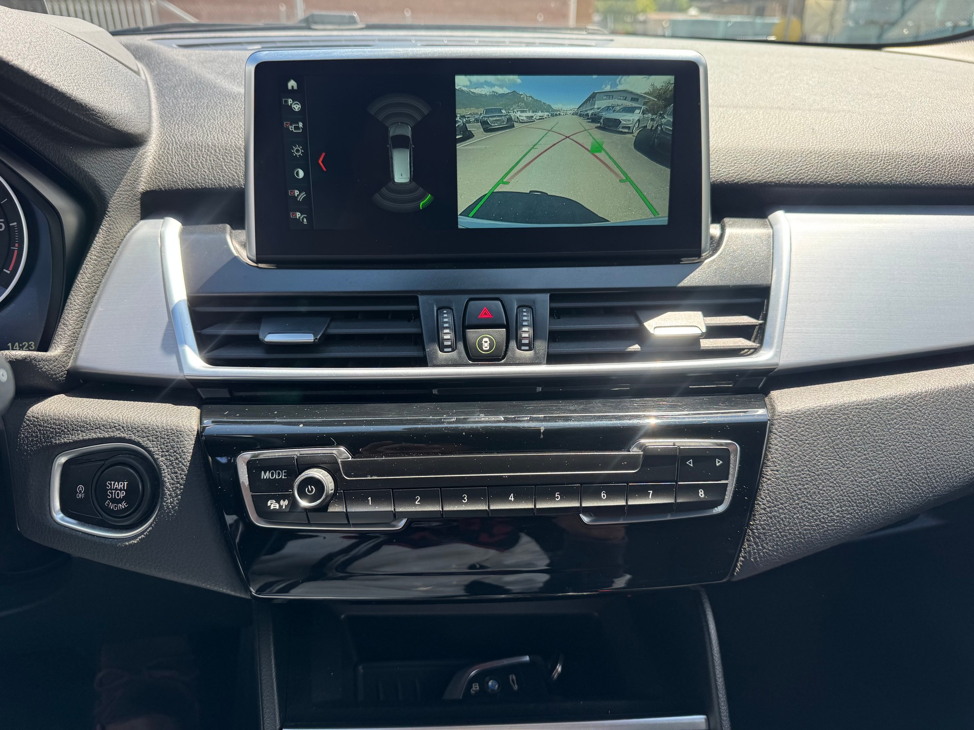 BMW 218d xDrive Gran Tourer Sport Line Steptronic-image-18