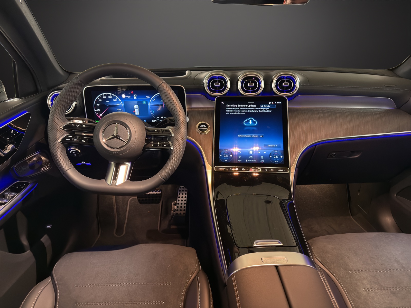 MERCEDES-BENZ GLC 300 de 4Matic 9G-Tronic-image-10
