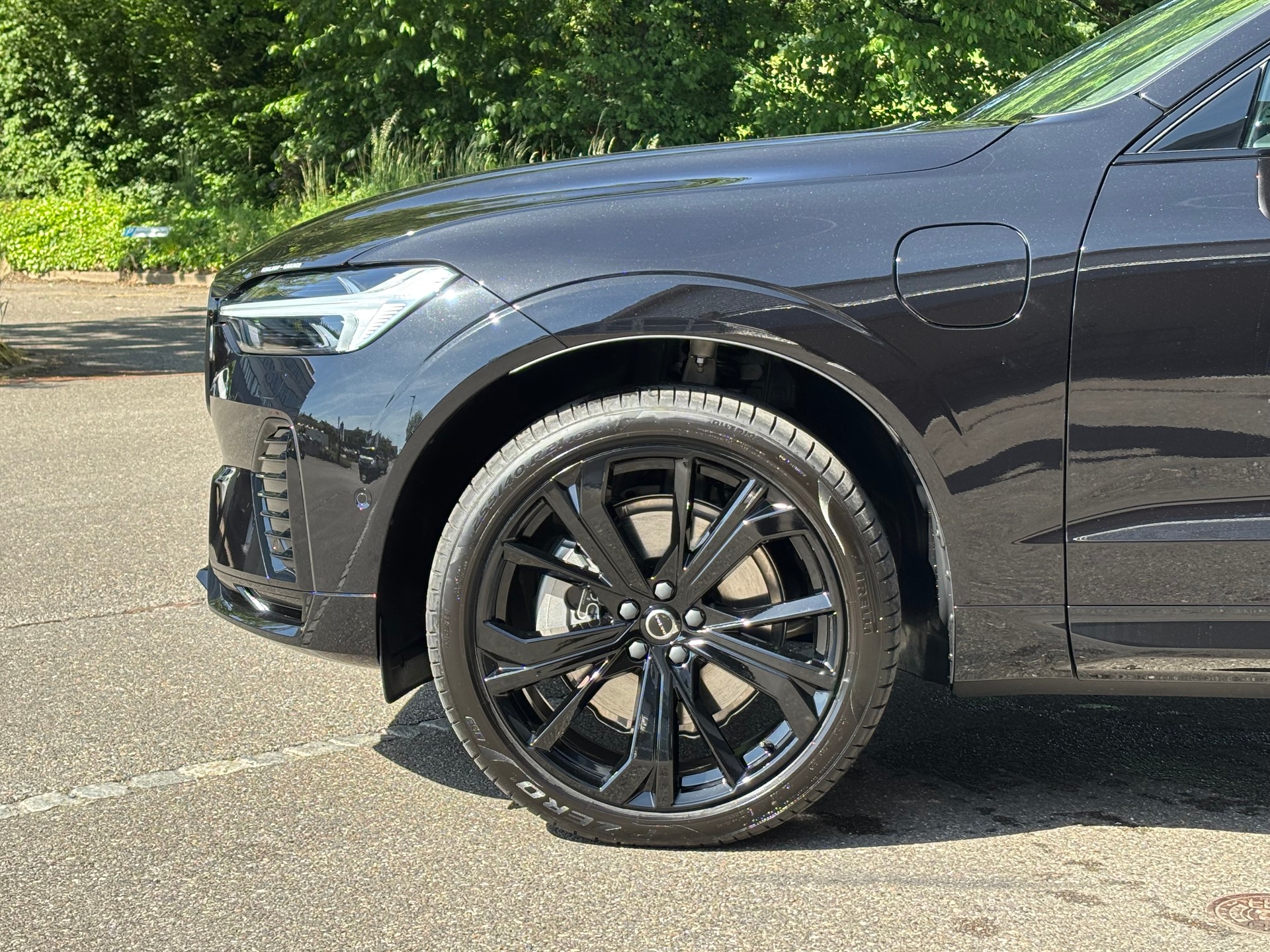 VOLVO XC60 2.0 T6 TE Black Edition eAWD-showroom-element-1