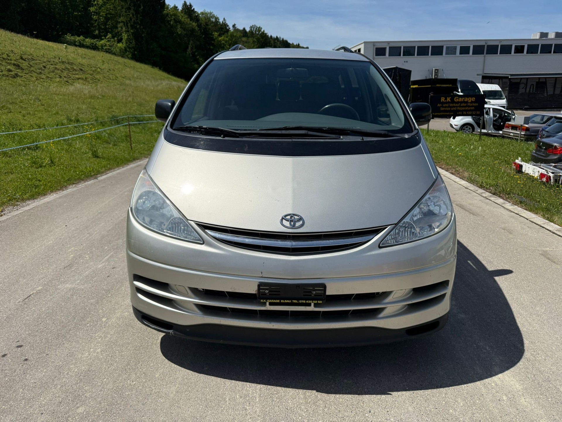 TOYOTA Previa 2.4 Linea Luna-image-3