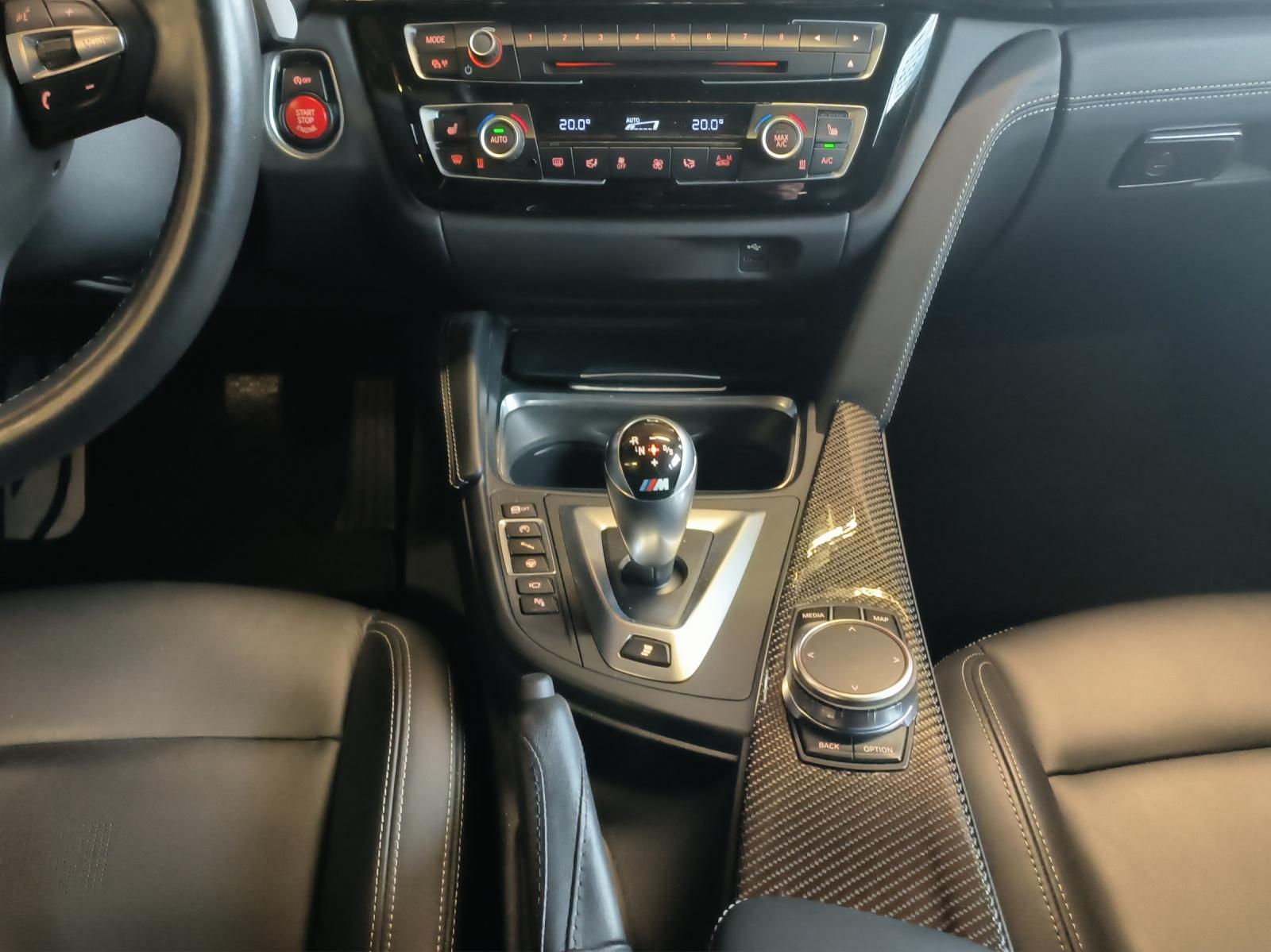 BMW M4 Competition Coupé-image-19