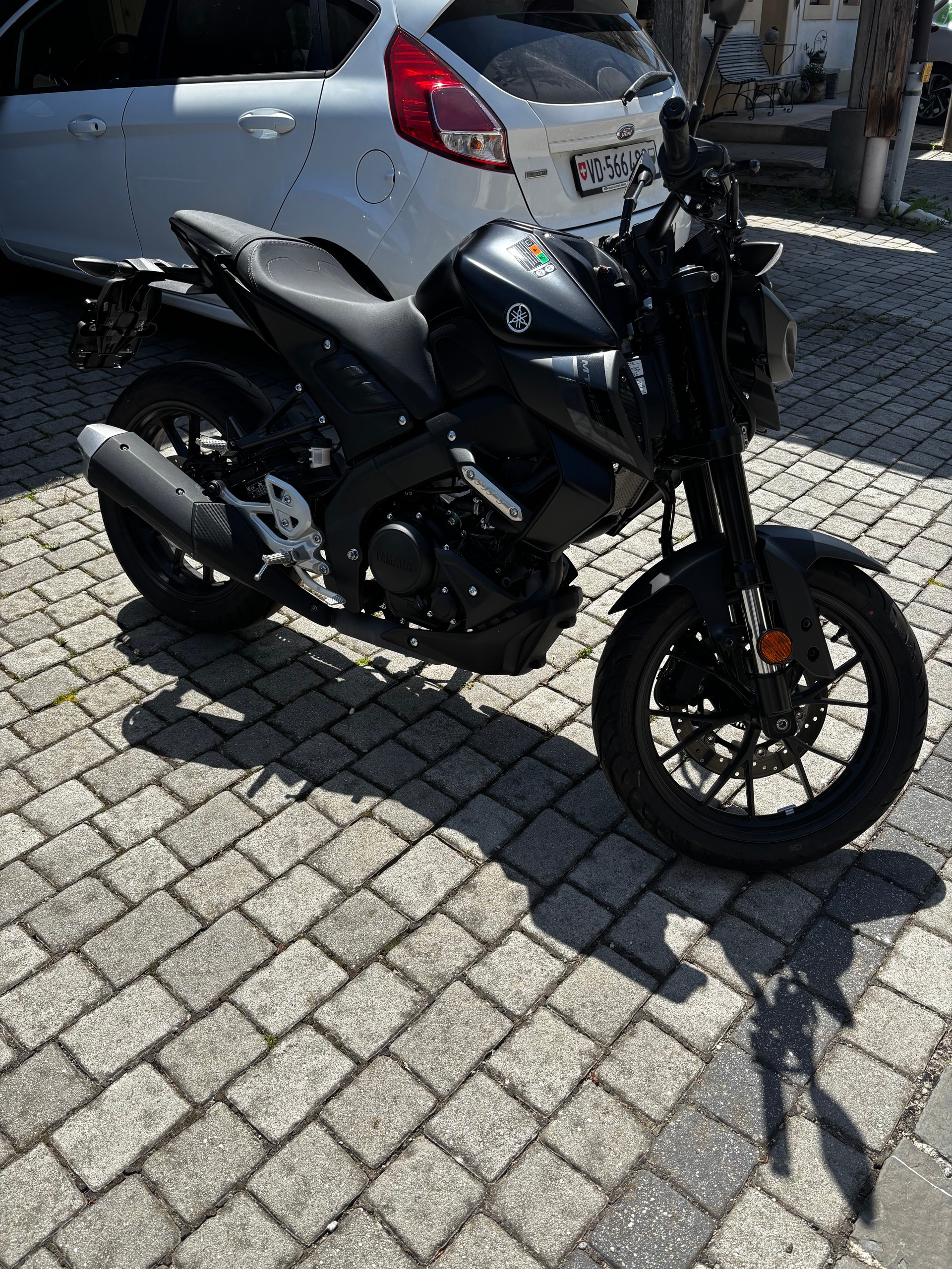 YAMAHA MT-125 ABS-image-1