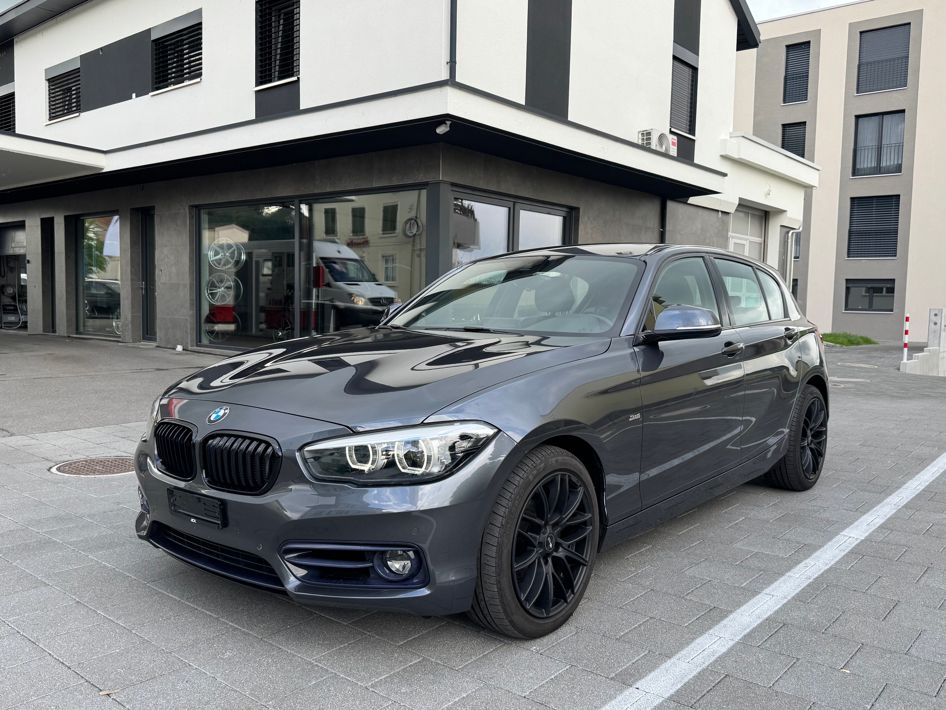 BMW 120d xDrive Edition Sport Line Steptronic