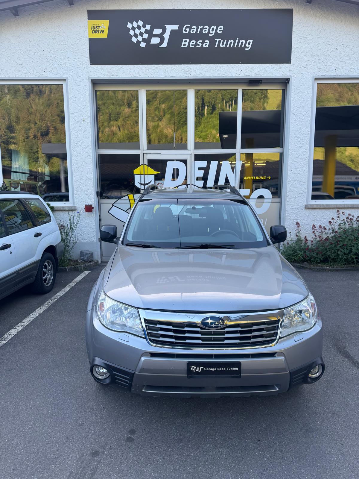 SUBARU Forester 2.0X Advantage Automatic