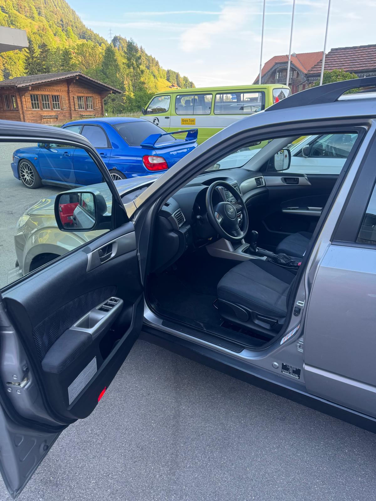 SUBARU Forester 2.0X Advantage Automatic-image-7