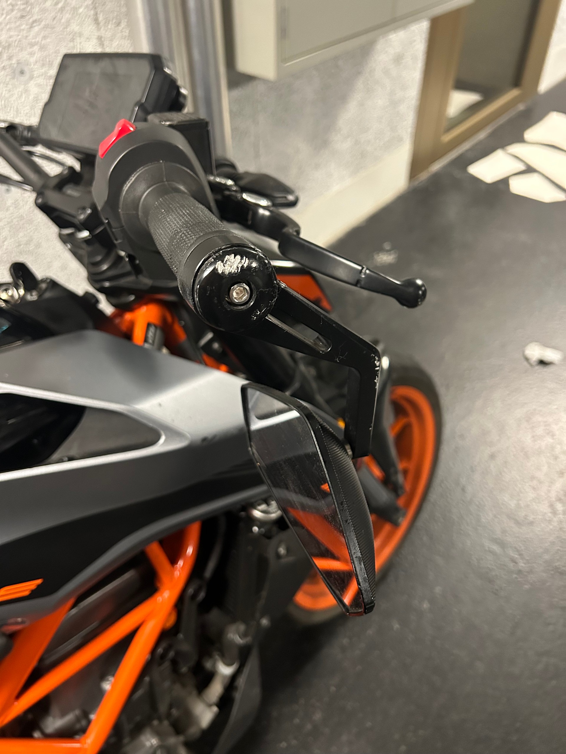 KTM 390 Duke ABS-image-7