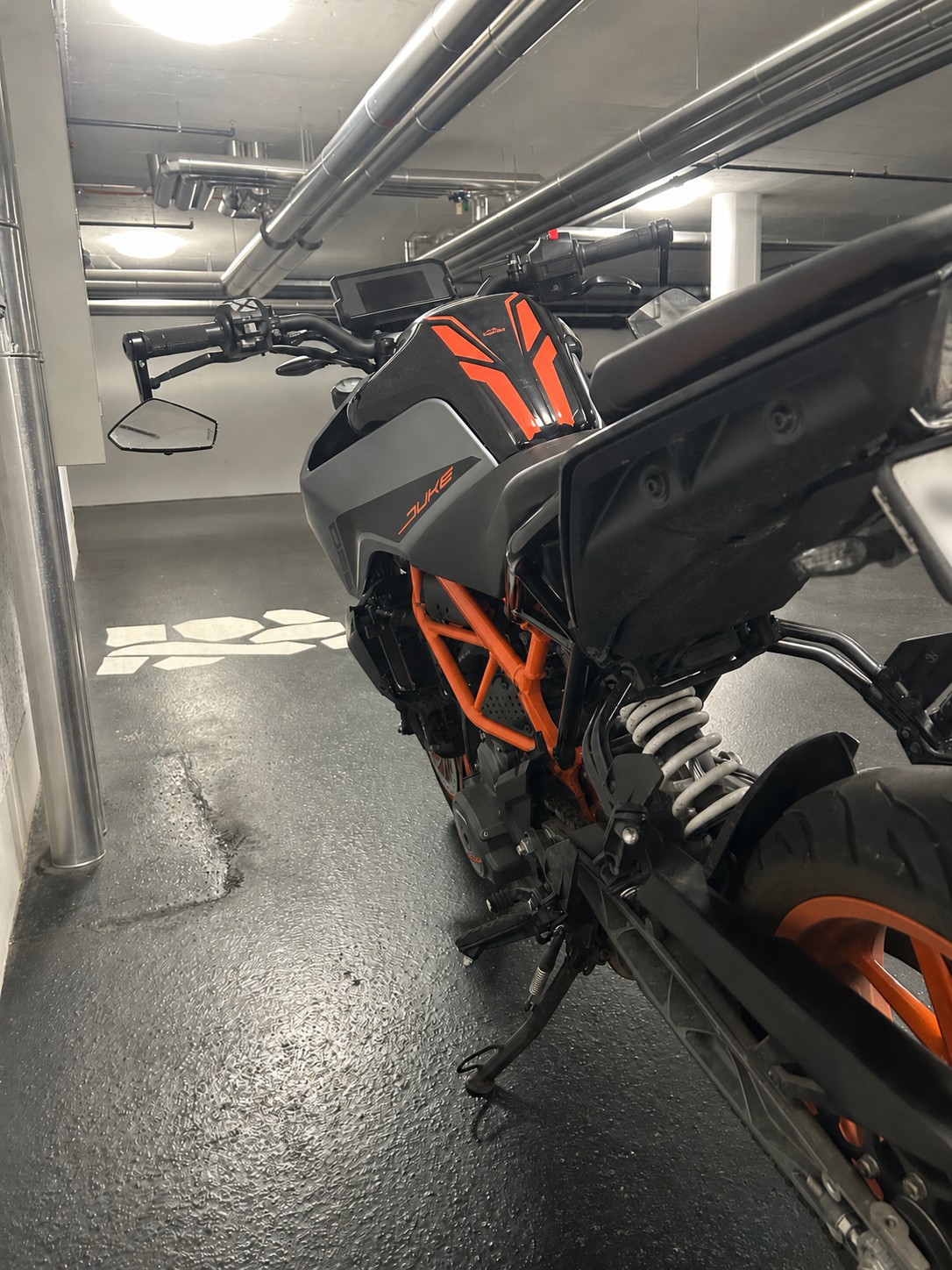 KTM 390 Duke ABS-image-4