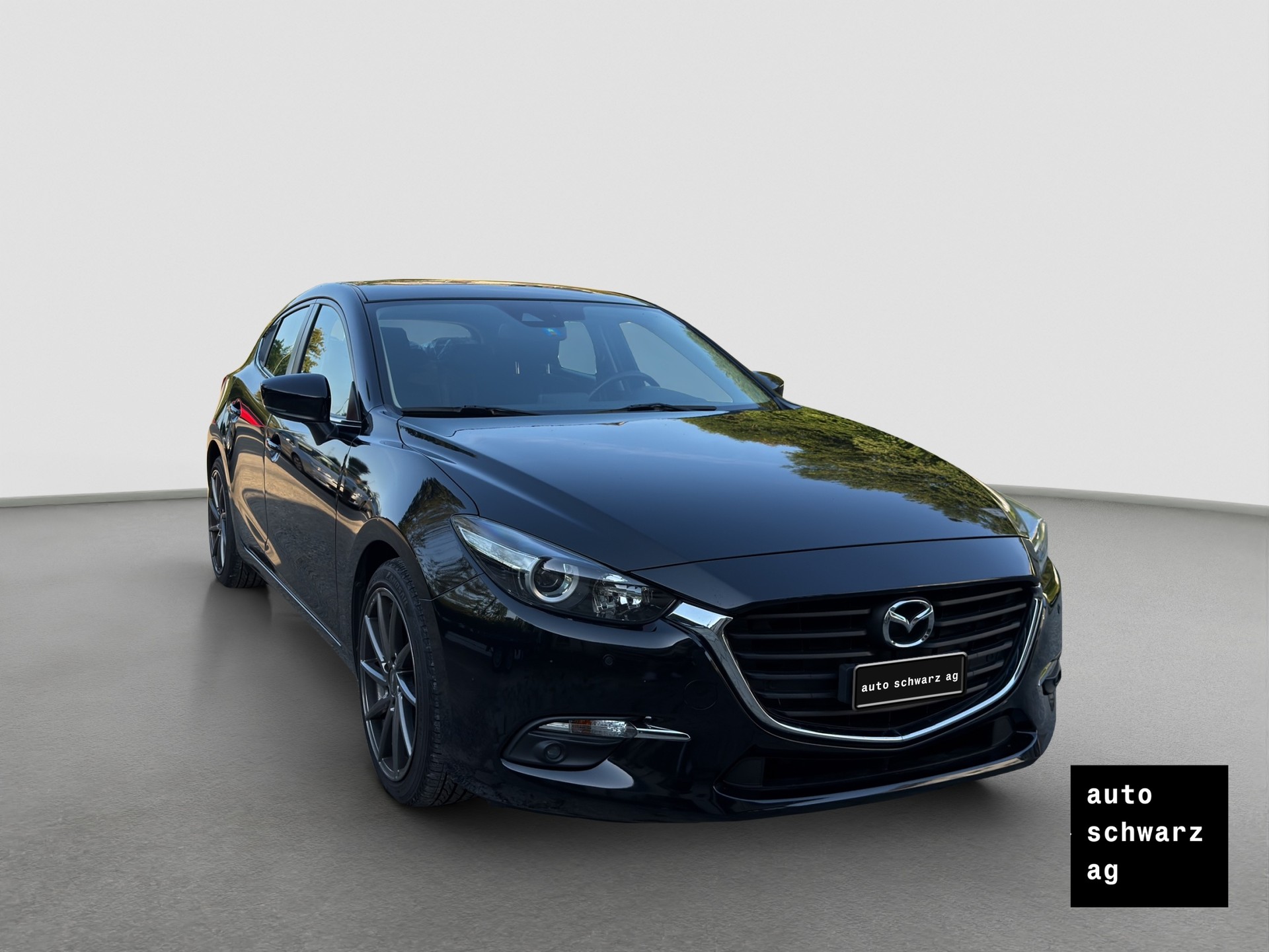 MAZDA 3 SKYACTIV-D 105 Ambition Plus Automat-showroom-element-2