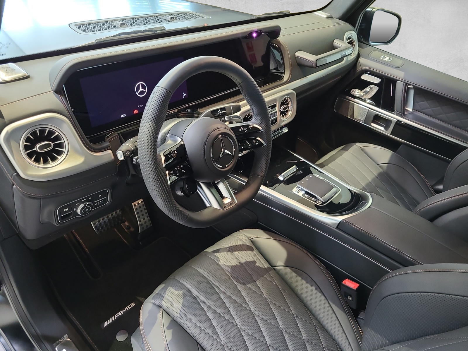 MERCEDES-BENZ G 63 AMG 9G-Tronic-image-6
