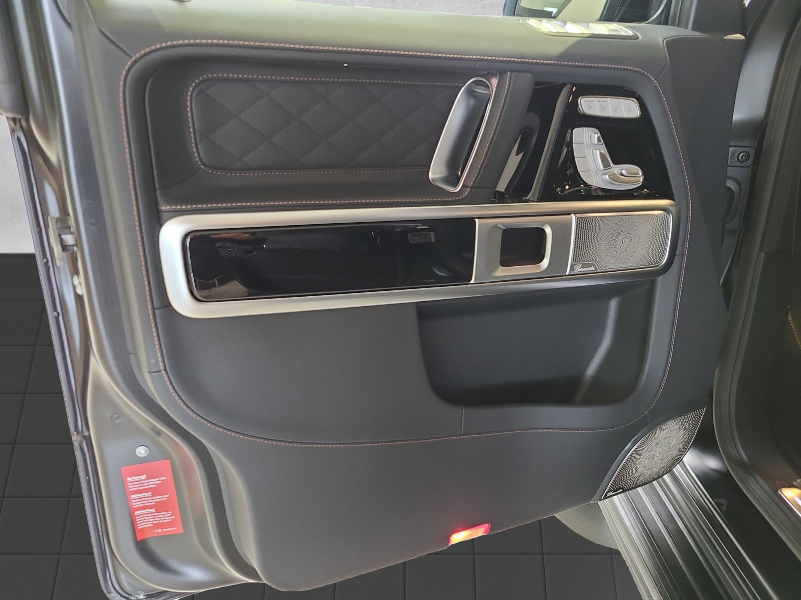 MERCEDES-BENZ G 63 AMG 9G-Tronic-image-8