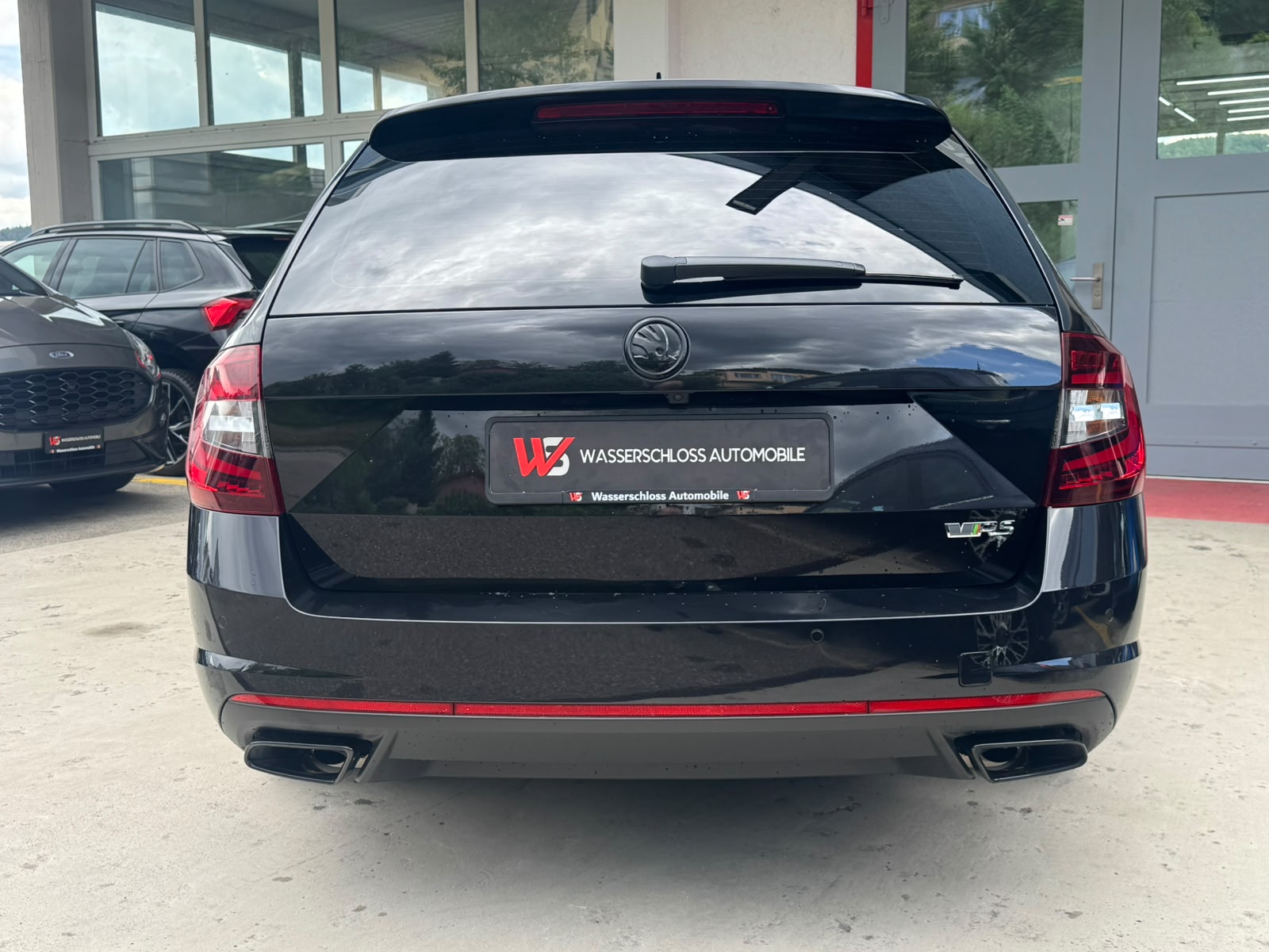 SKODA Octavia Combi 2.0 TSI RS DSG-image-8