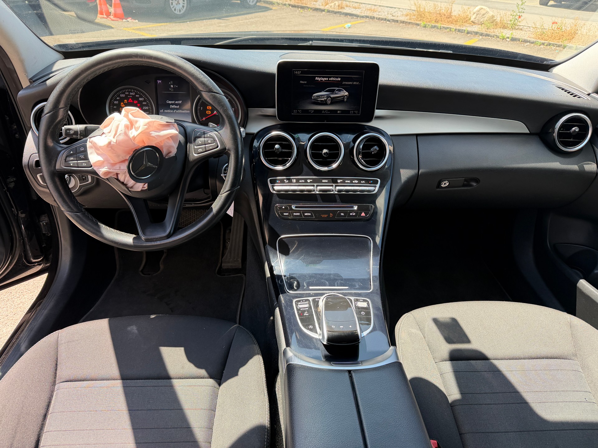 MERCEDES-BENZ C 180 BlueTEC AMG Line 7G-Tronic-image-7