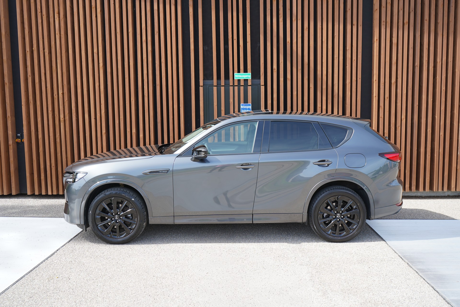 MAZDA CX-60 3.3L E-SKYACTIV D 254 MHEV AWD HOMURA l 254 PS-image-5