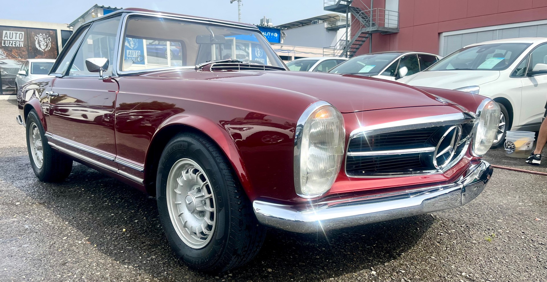 MERCEDES-BENZ PAGODE SL 230 ROADSTER*VETERANENFAHRZEUG-showroom-element-2