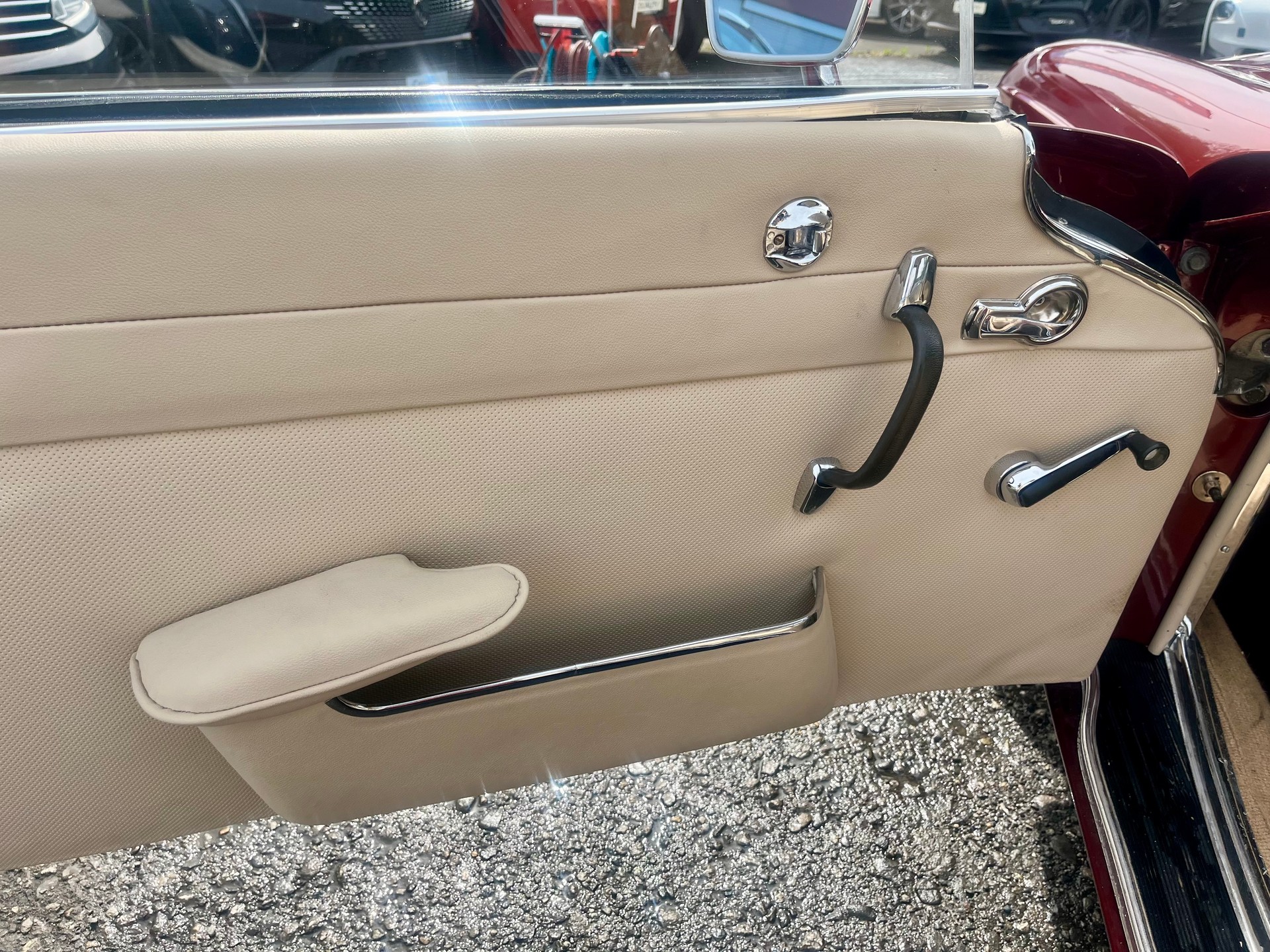 MERCEDES-BENZ PAGODE SL 230 ROADSTER*VETERANENFAHRZEUG-image-8