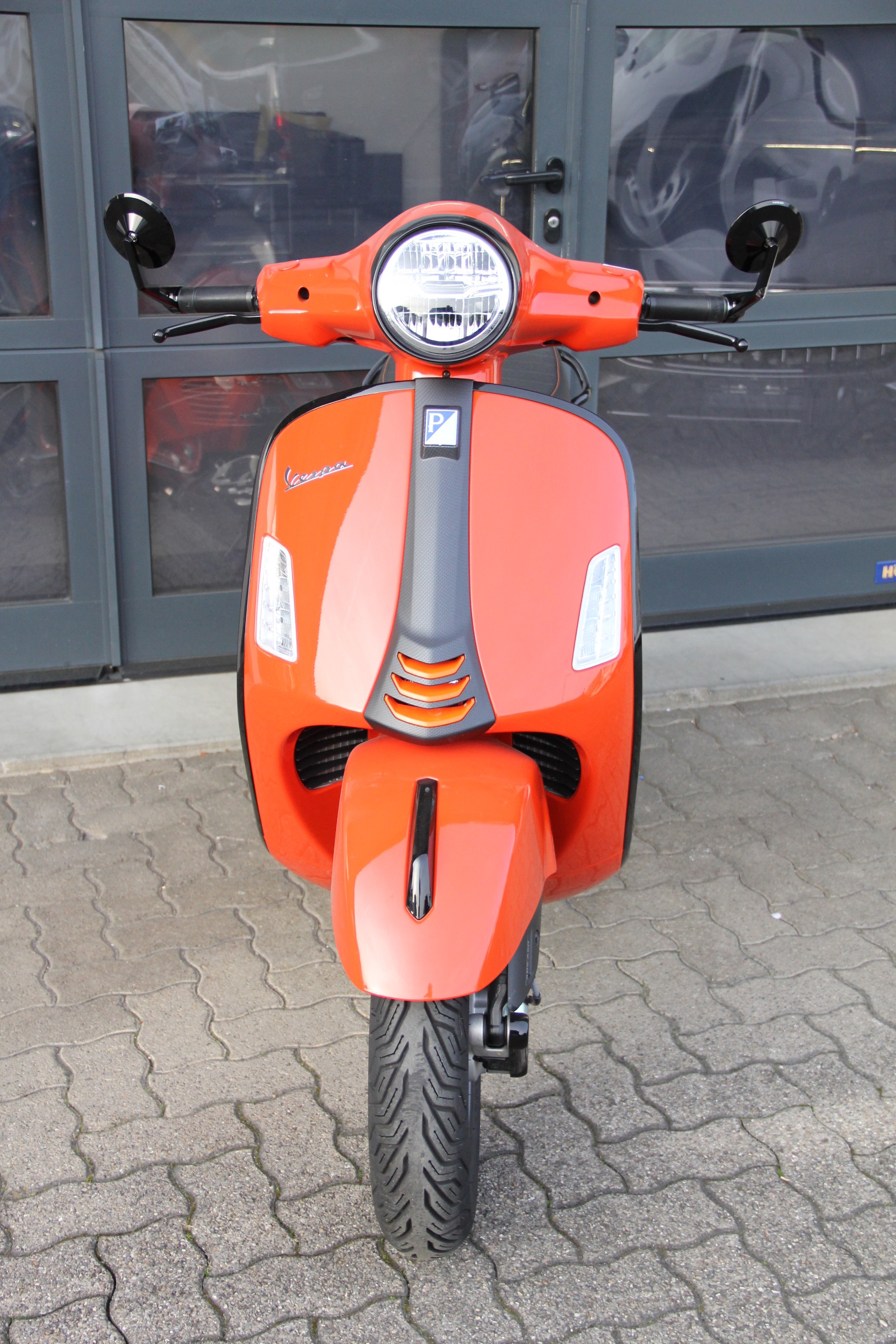 PIAGGIO Vespa GTS 300 Super Sport ABS-image-10
