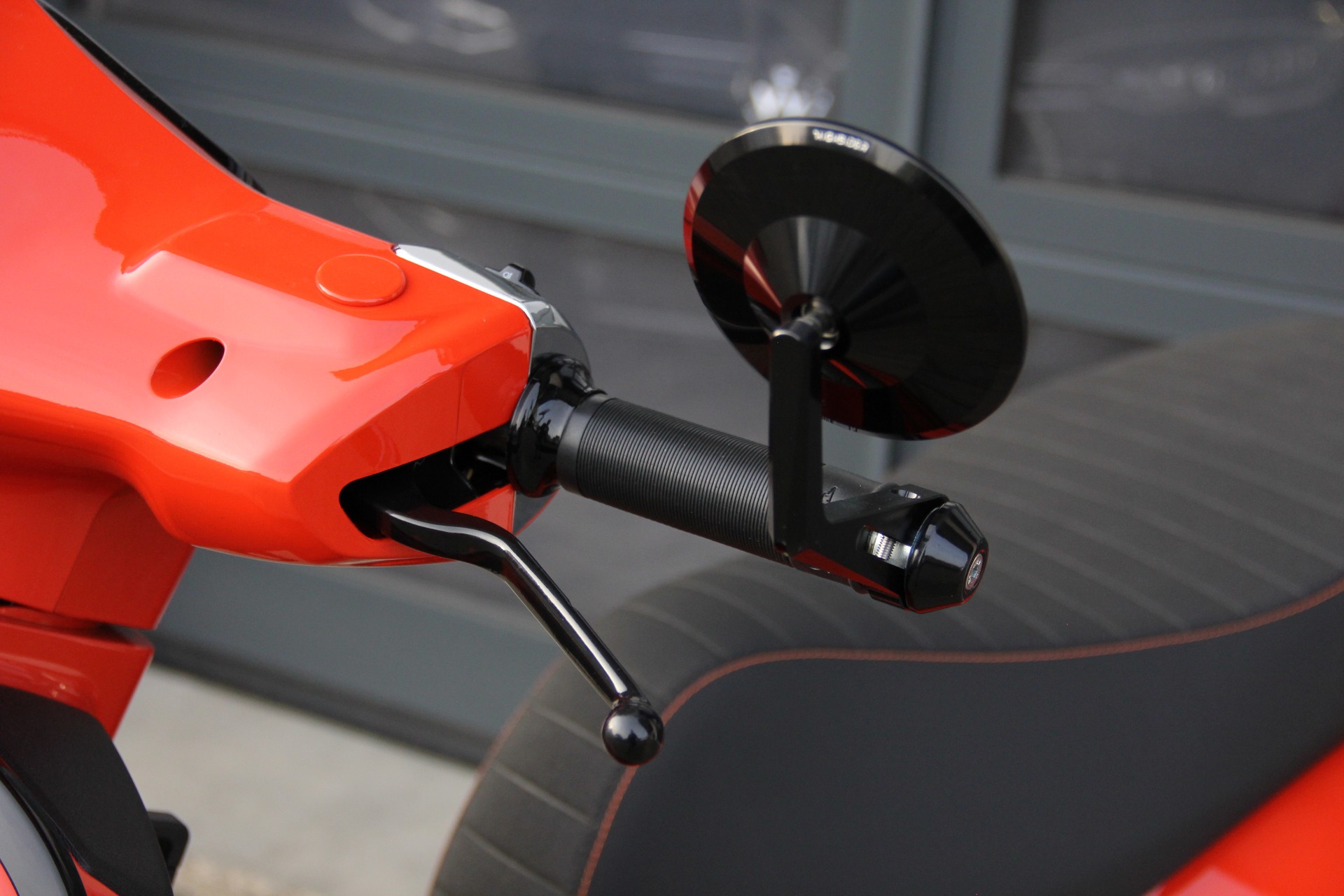 PIAGGIO Vespa GTS 300 Super Sport ABS-image-12