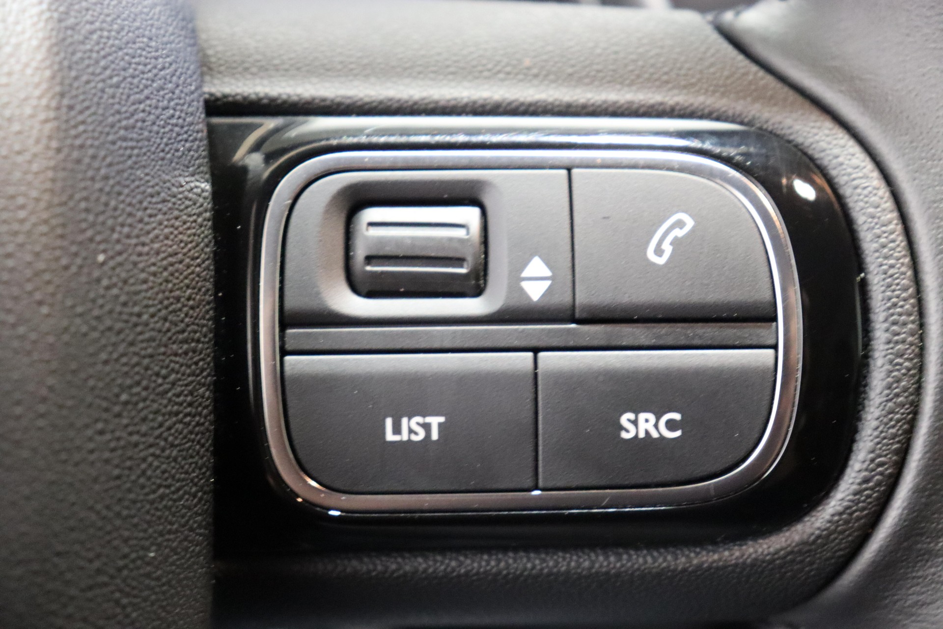 CITROEN C5 Aircross 1.6 Plug-in Hybrid Max-image-13