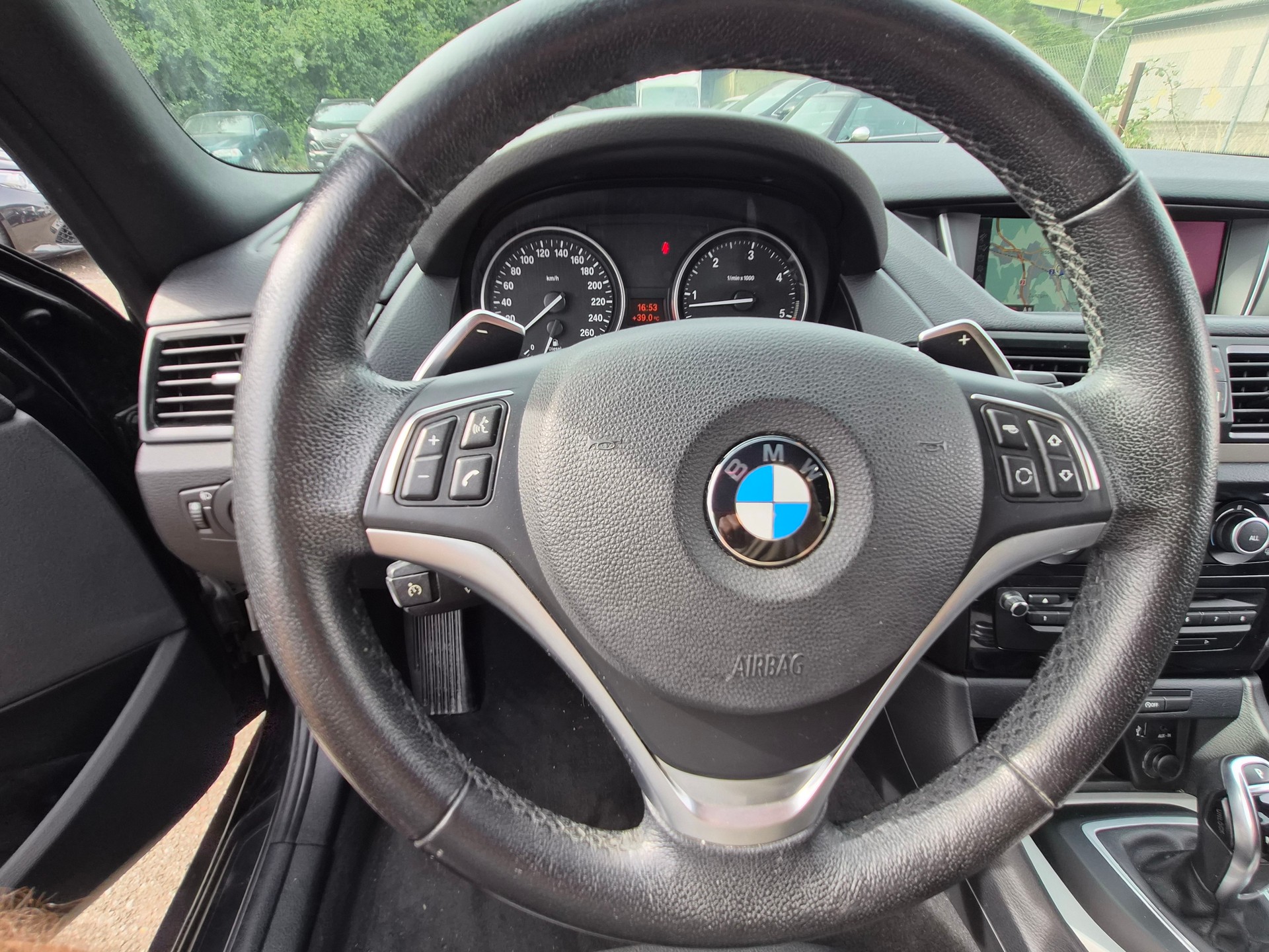 BMW X1 xDrive 20d Sport Line Steptronic-image-9