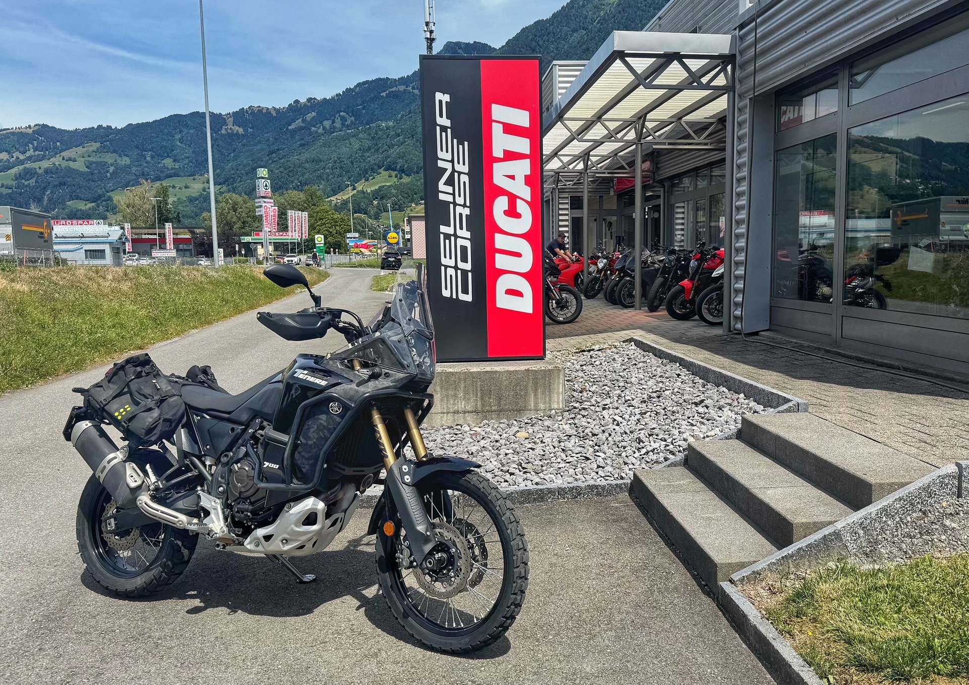 YAMAHA Tenere 700-image-0
