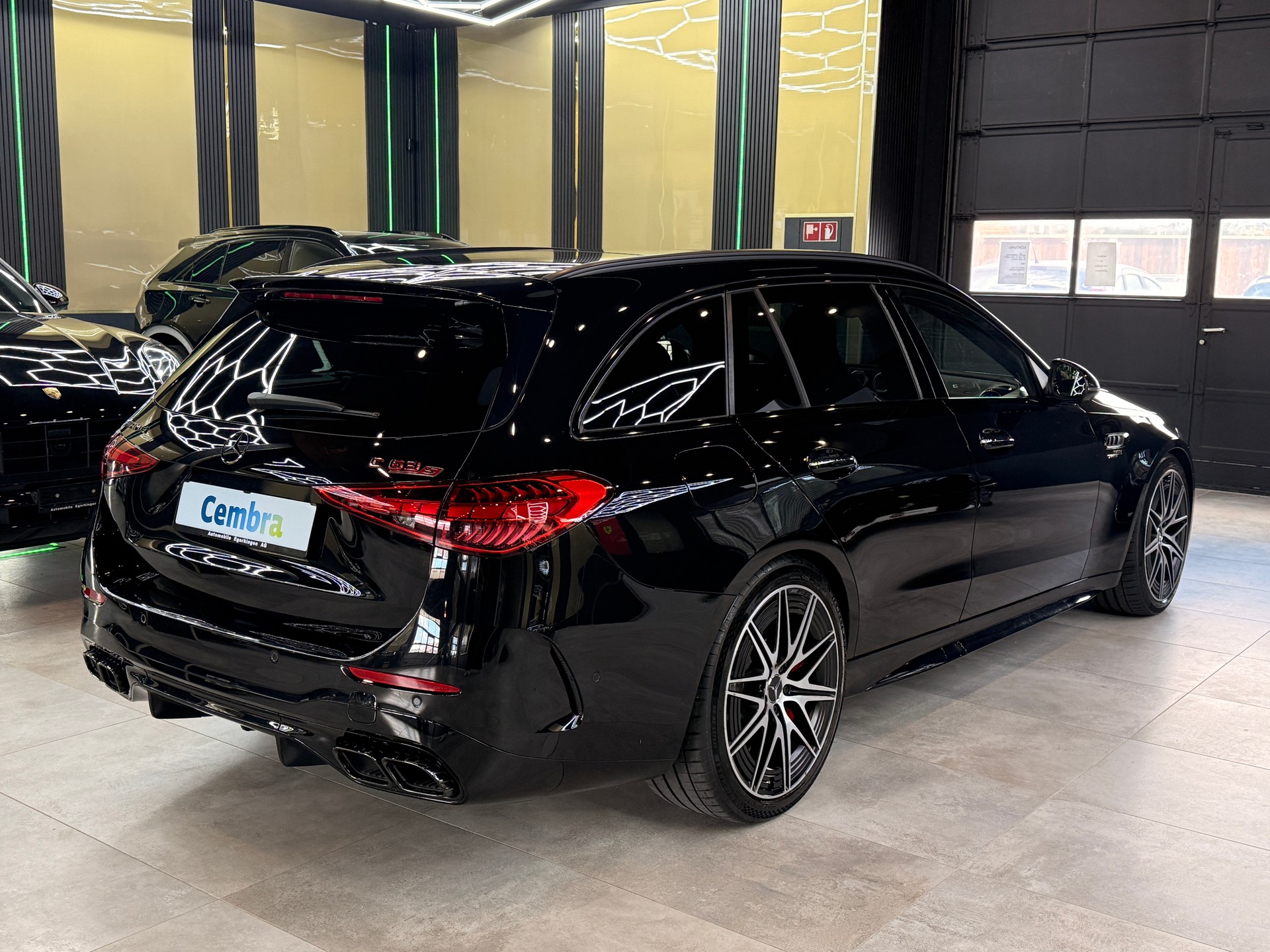MERCEDES-BENZ C 63 AMG S E Performance Kombi-image-4