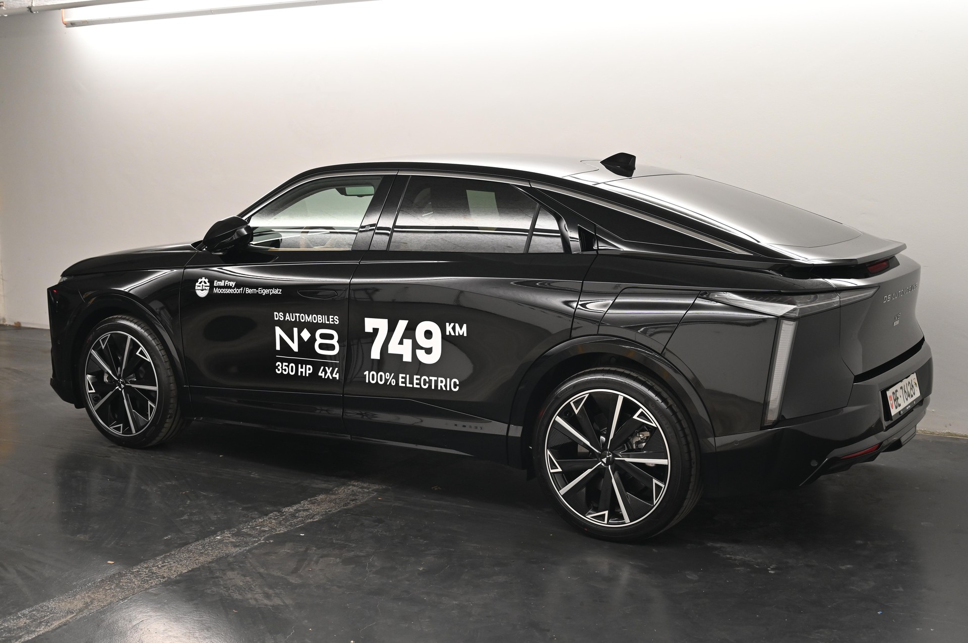 DS AUTOMOBILES No8 E-Tense Étoile 4x4-showroom-element-3