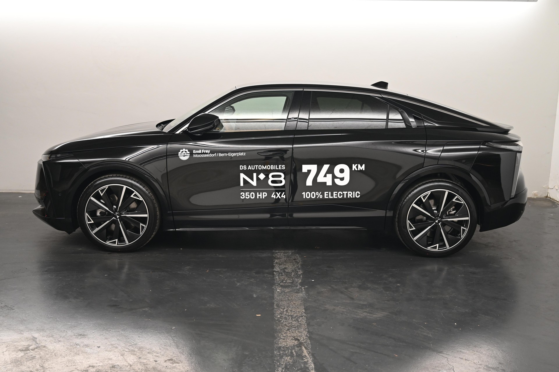 DS AUTOMOBILES No8 E-Tense Étoile 4x4-showroom-element-2