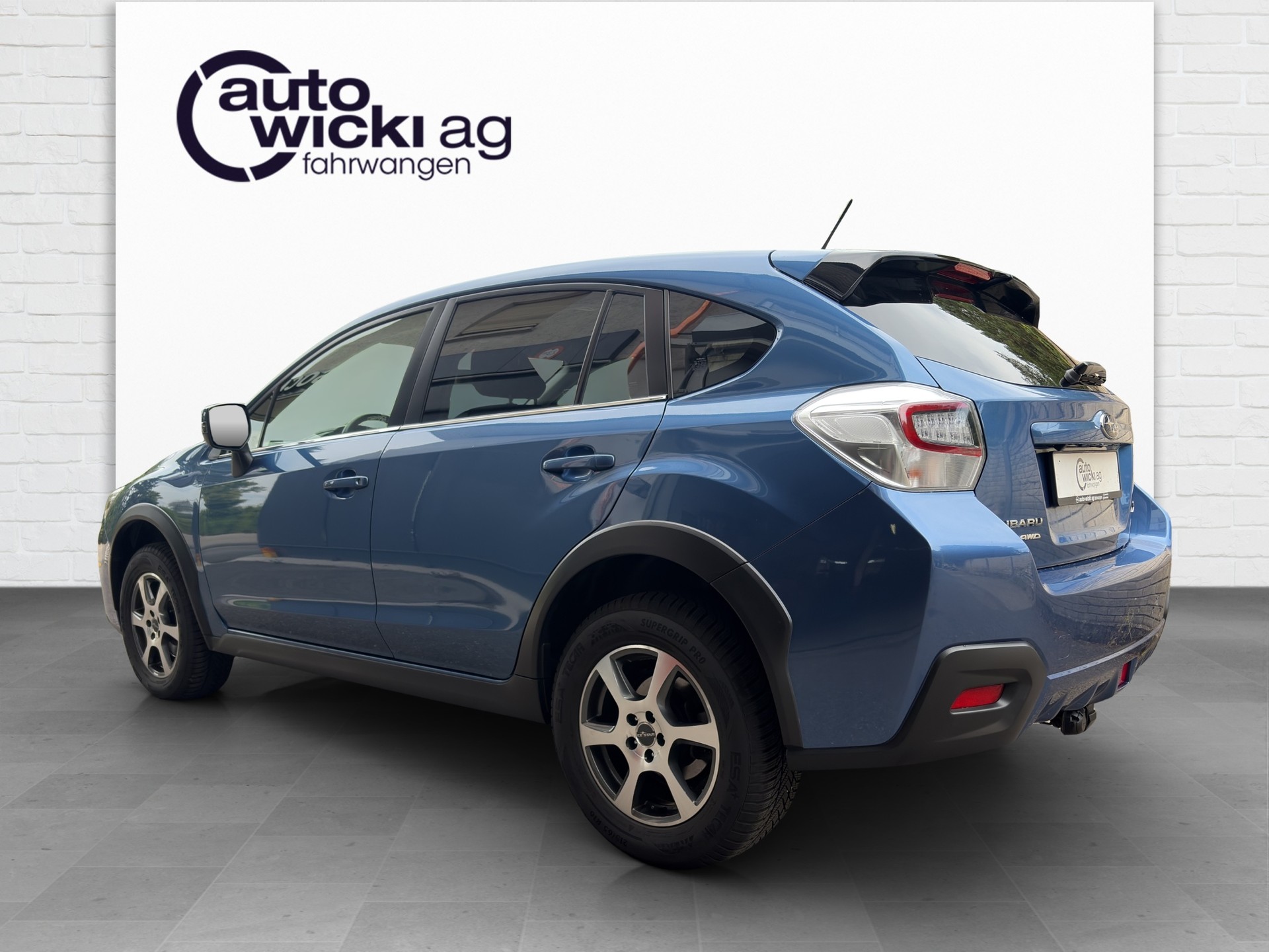 SUBARU XV 2.0 Swiss Two AWD CVT-showroom-element-1