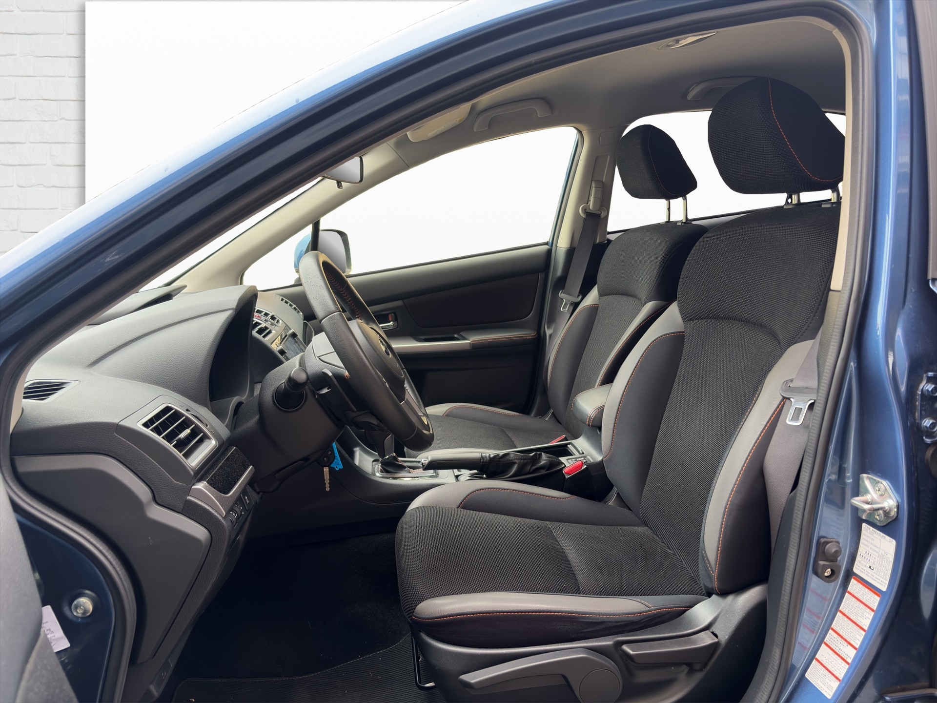 SUBARU XV 2.0 Swiss Two AWD CVT-showroom-element-3